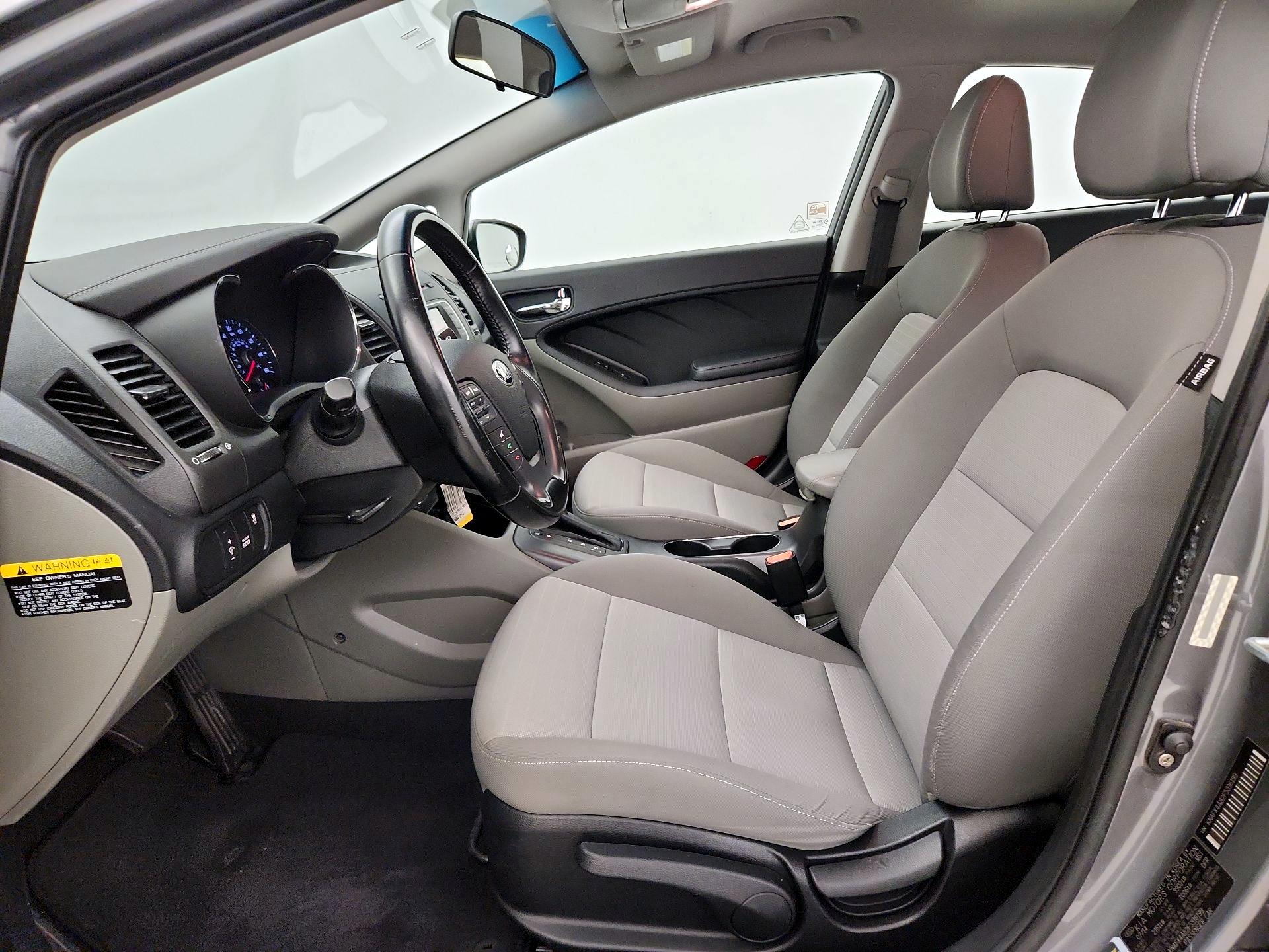 Thumbnail: 2015 Kia Forte - 11