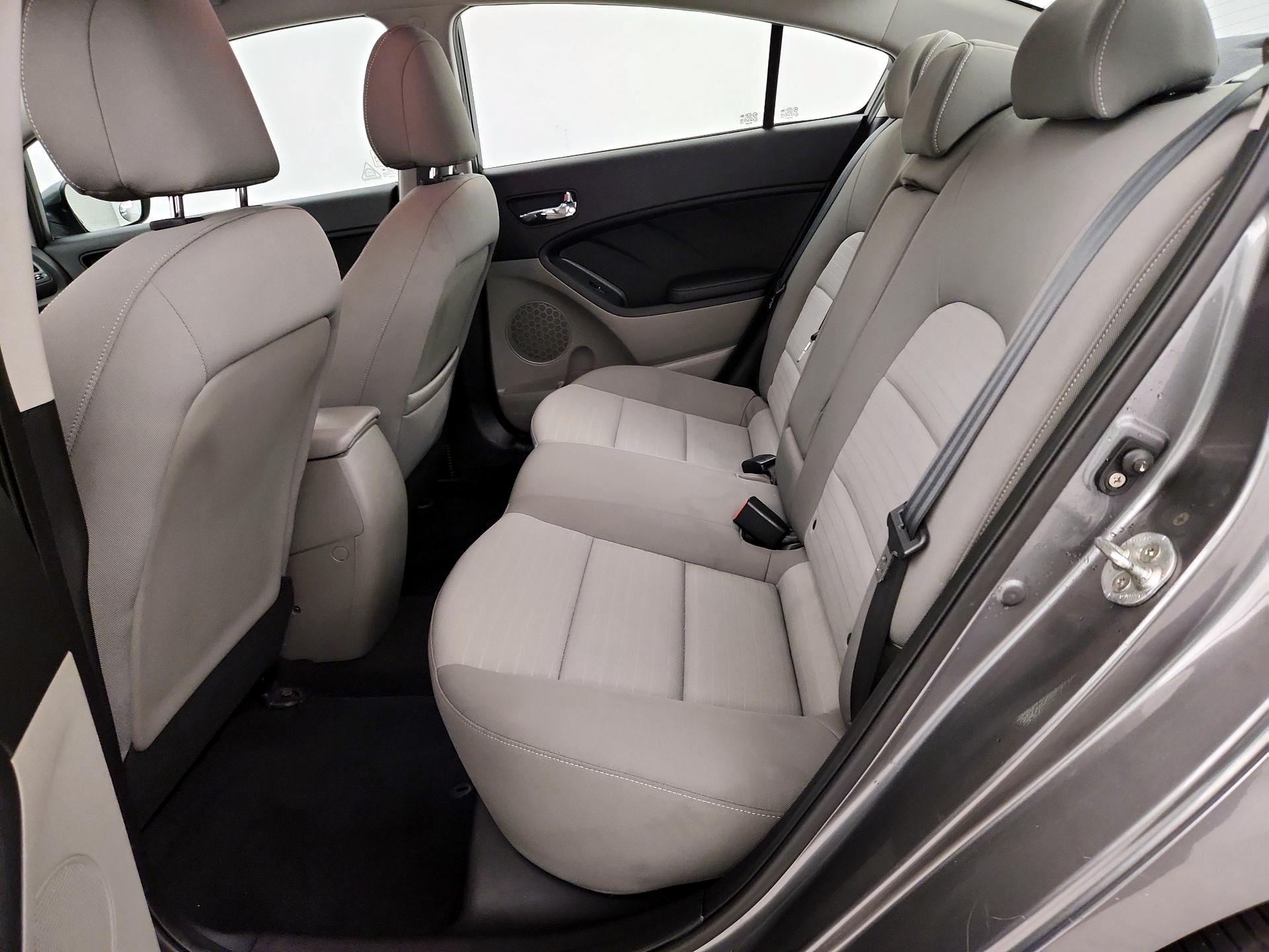 Thumbnail: 2015 Kia Forte - 19