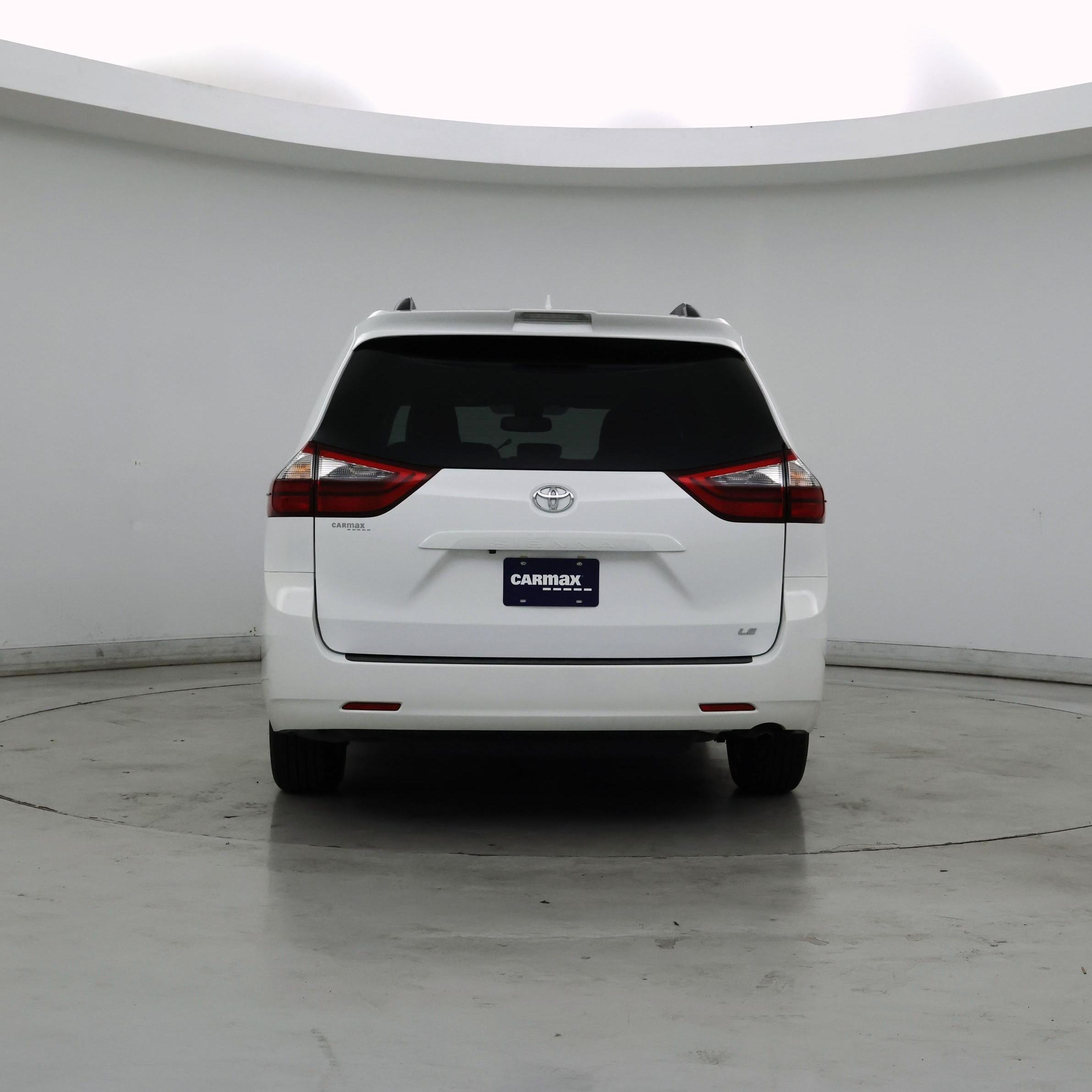 Thumbnail: 2020 Toyota Sienna - 6
