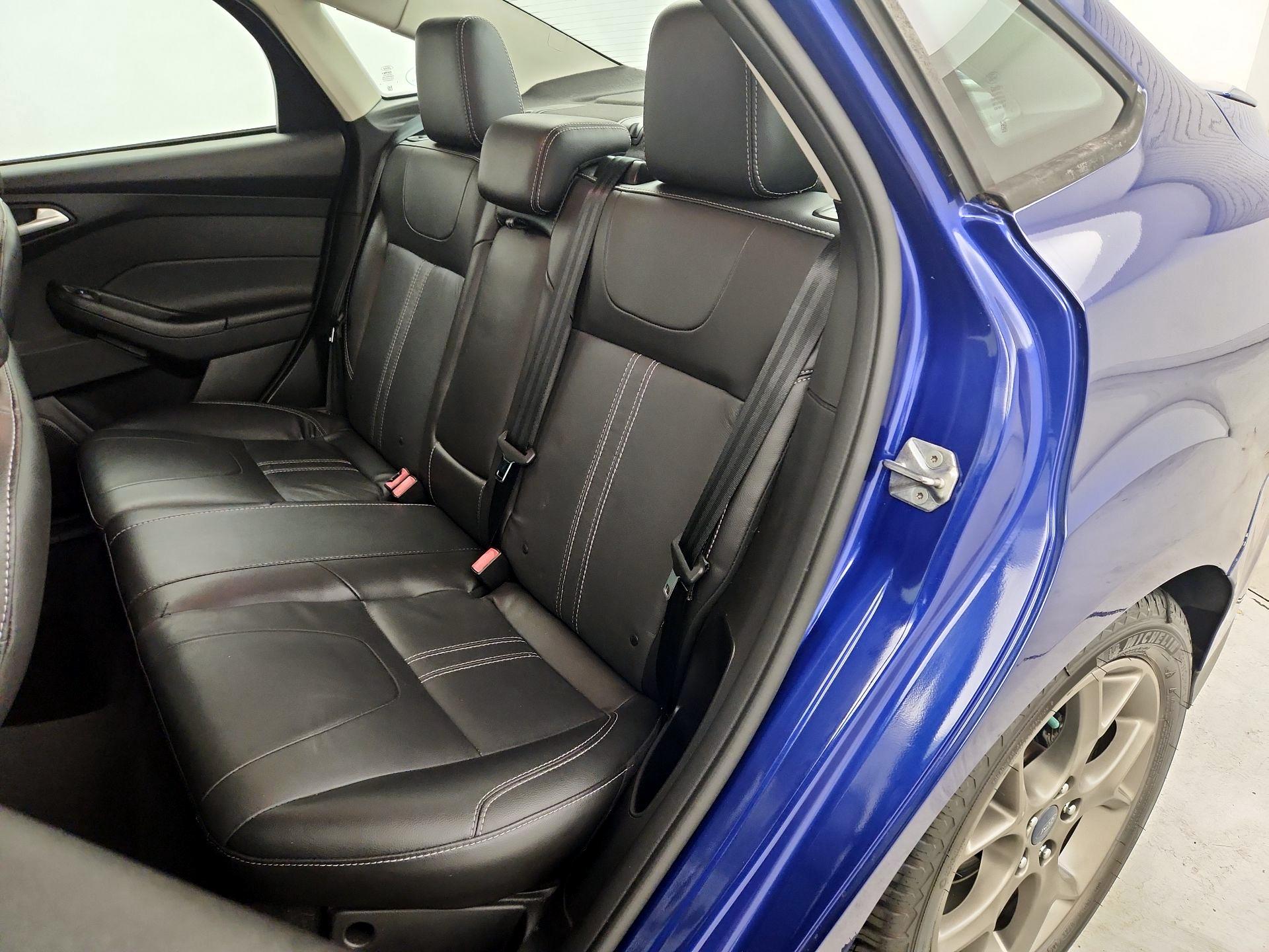 Thumbnail: 2014 Ford Focus - 18