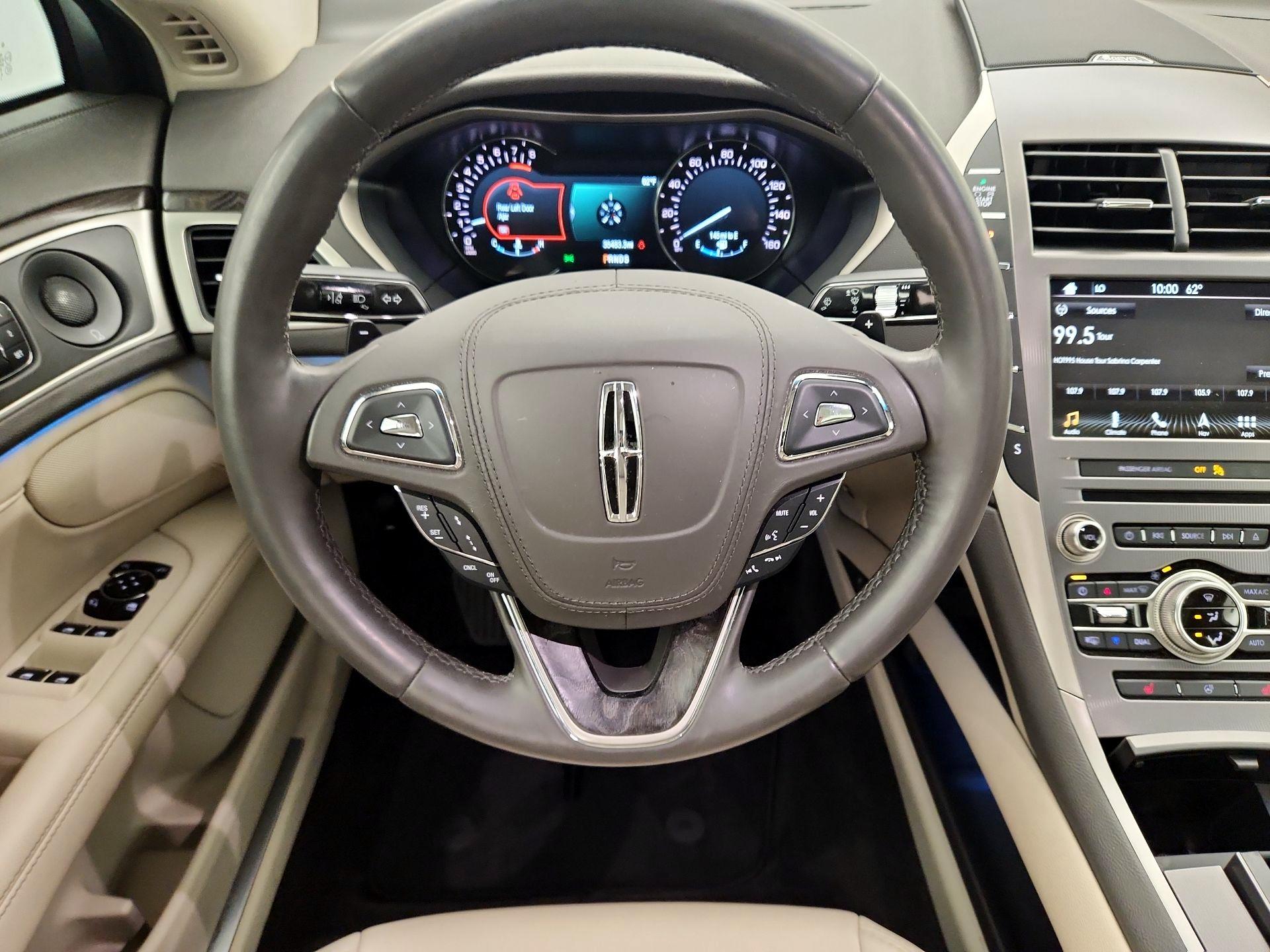 Thumbnail: 2017 Lincoln MKZ - 10