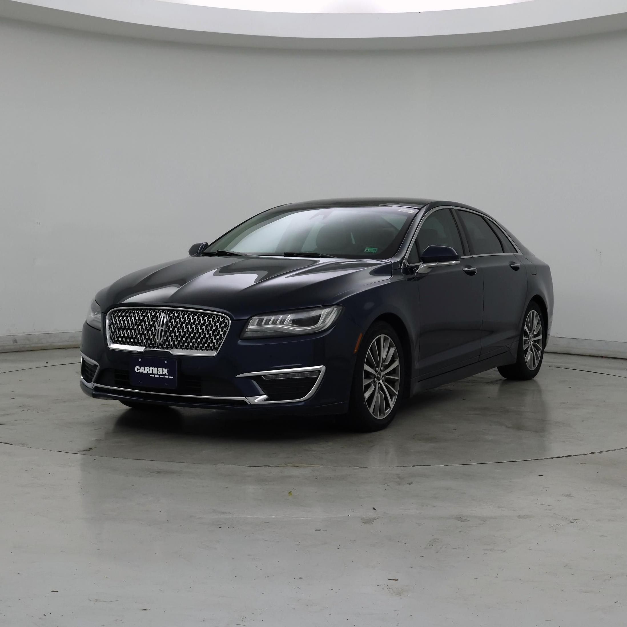 Thumbnail: 2017 Lincoln MKZ - 4