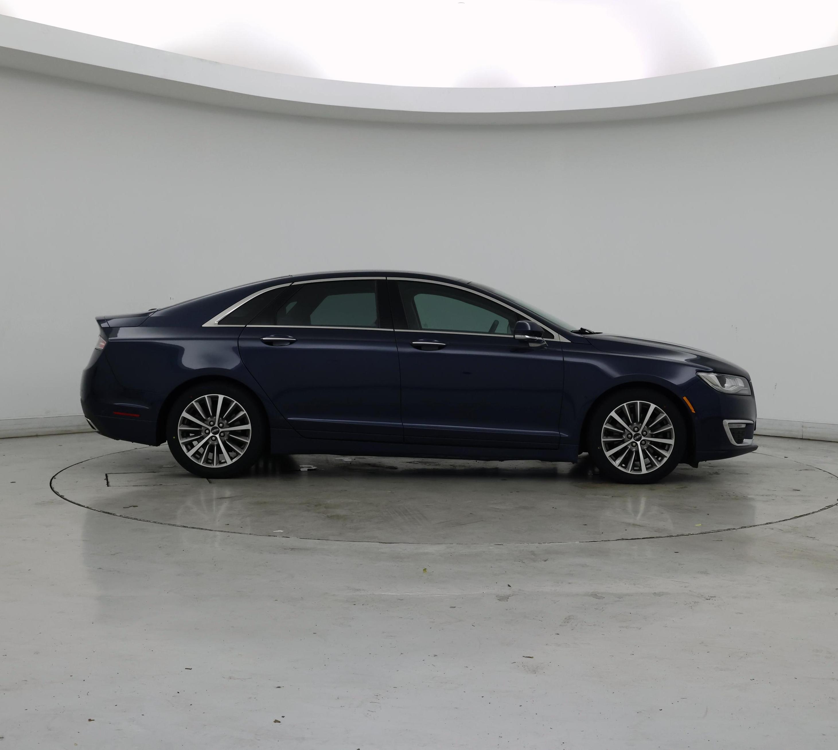 Thumbnail: 2017 Lincoln MKZ - 7