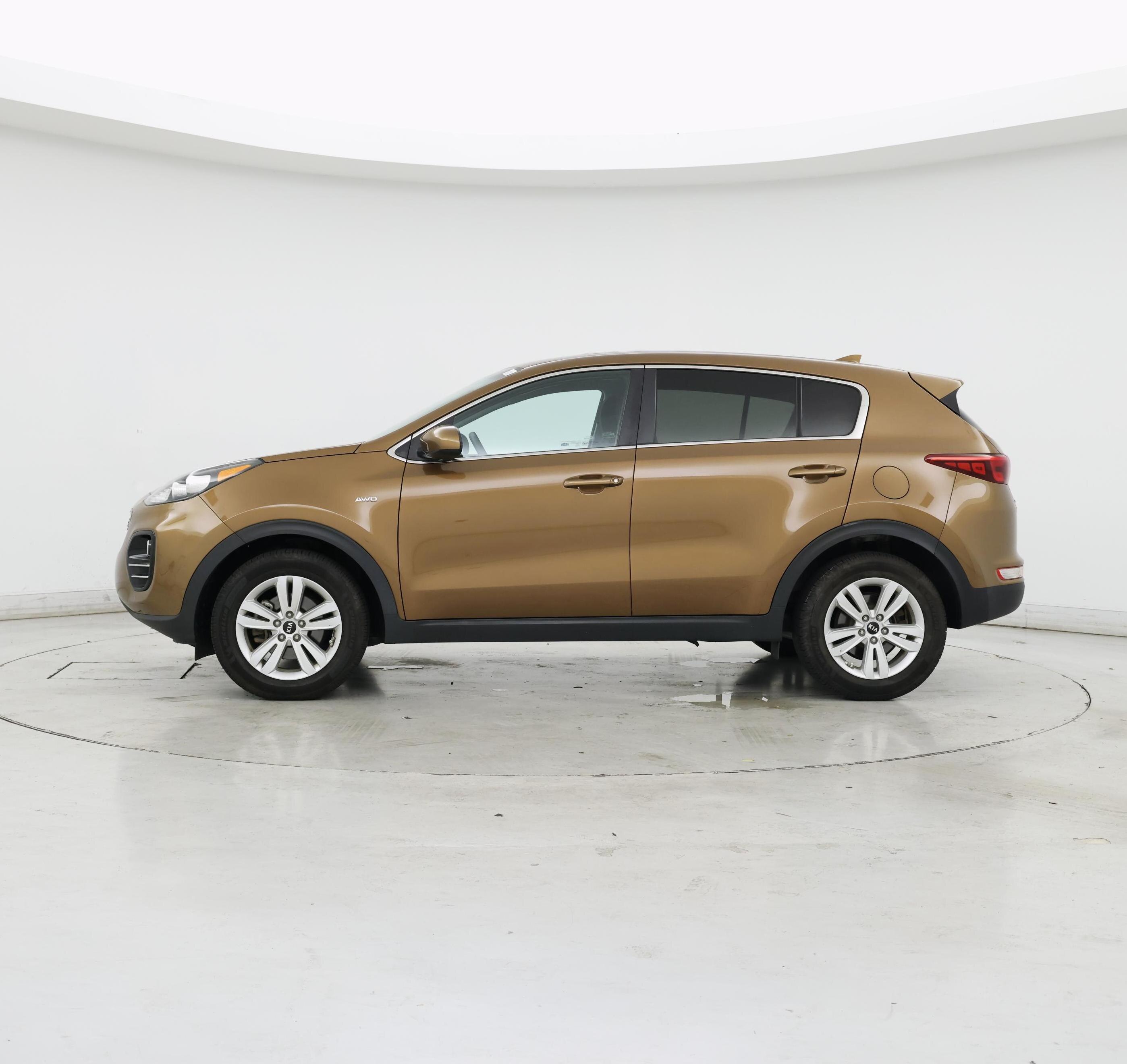 Thumbnail: 2018 Kia Sportage - 3