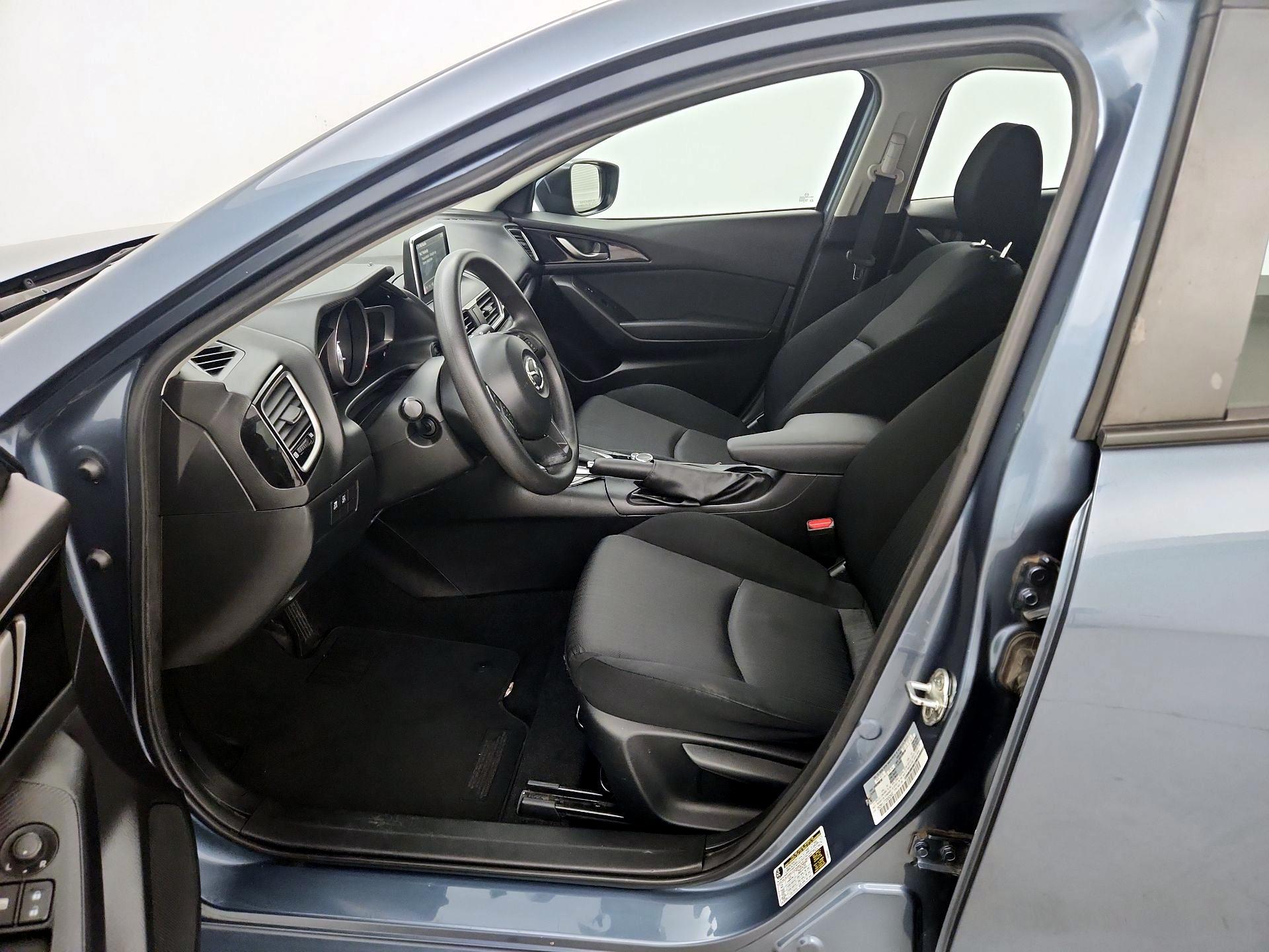 Thumbnail: 2016 Mazda Mazda3 - 11