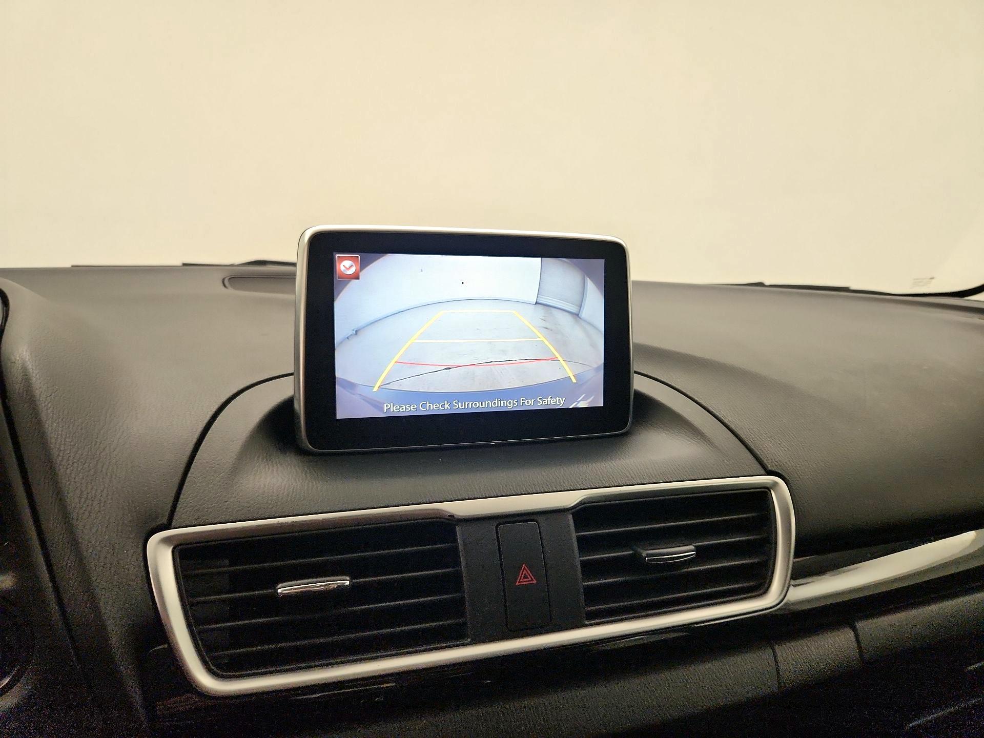 Thumbnail: 2016 Mazda Mazda3 - 14