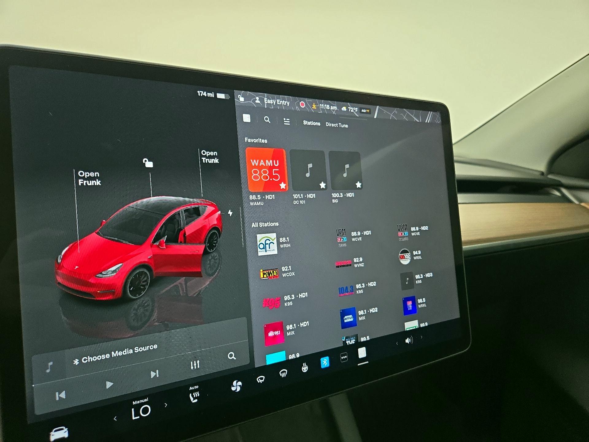 Thumbnail: 2023 Tesla Model Y - 15