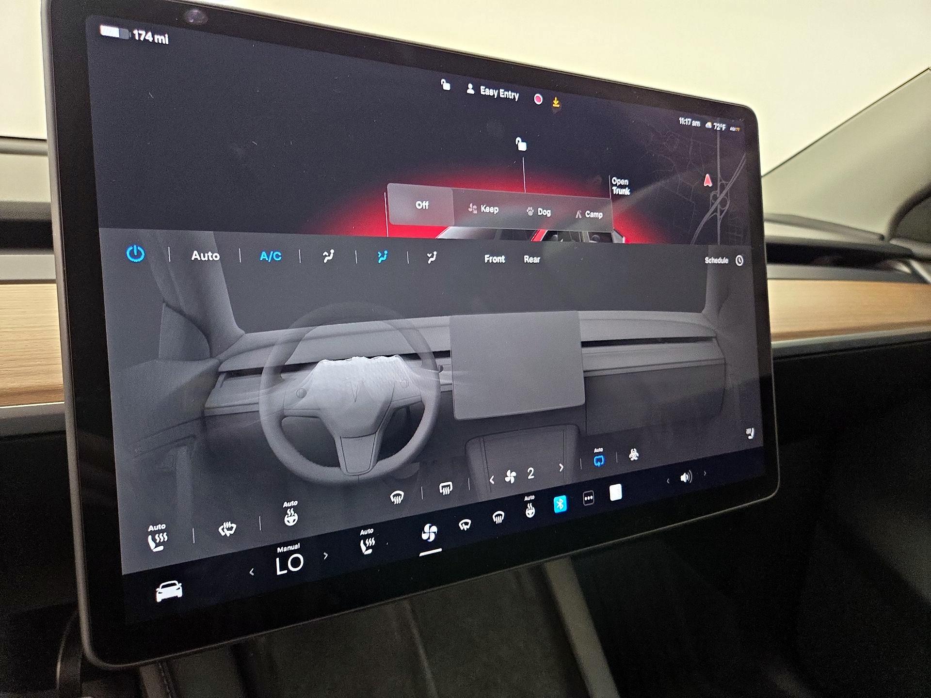 Thumbnail: 2023 Tesla Model Y - 16