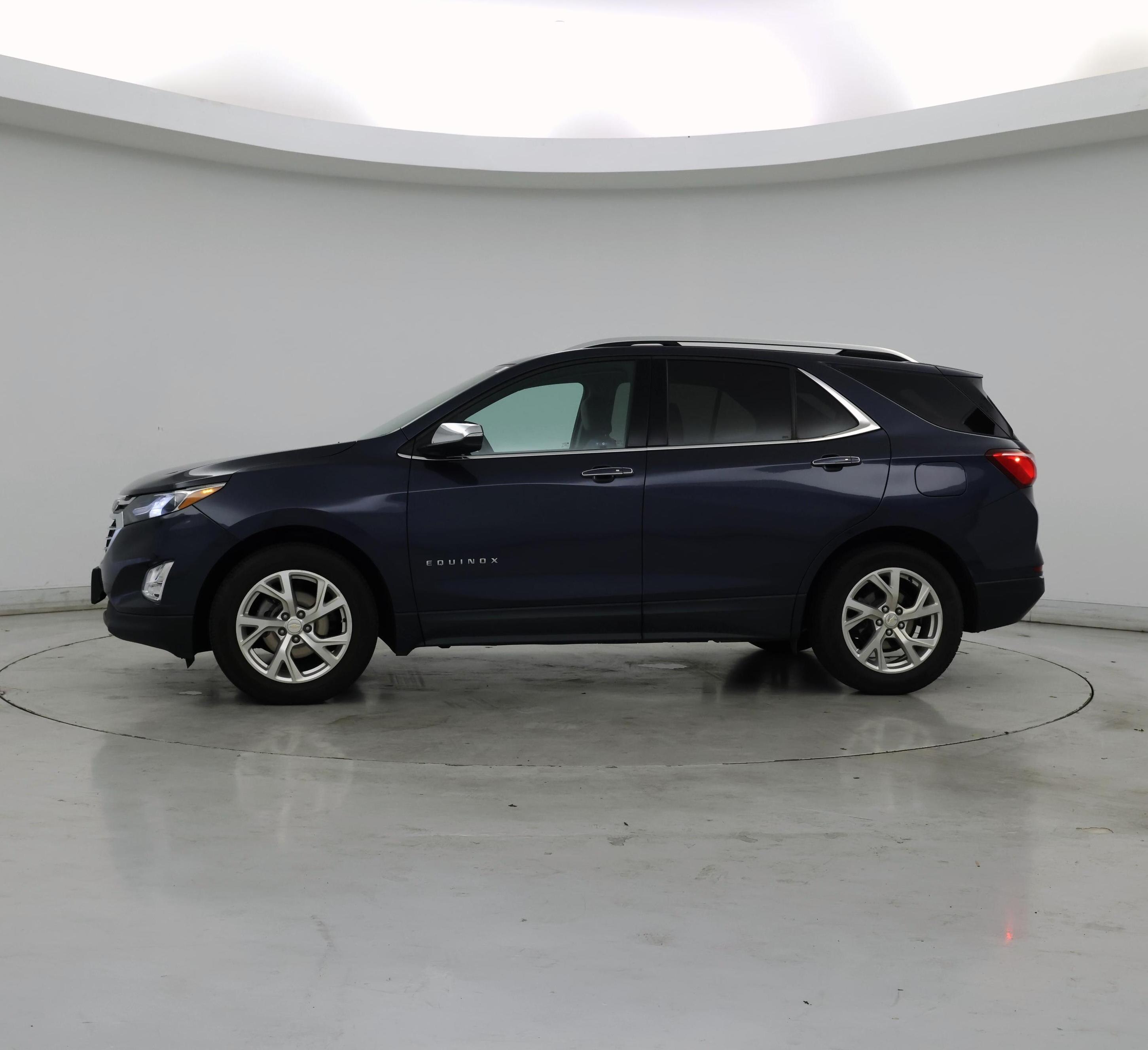 Thumbnail: 2018 Chevrolet Equinox - 3