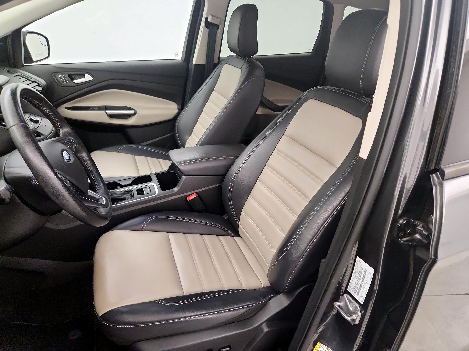 Thumbnail: 2019 Ford Escape - 11