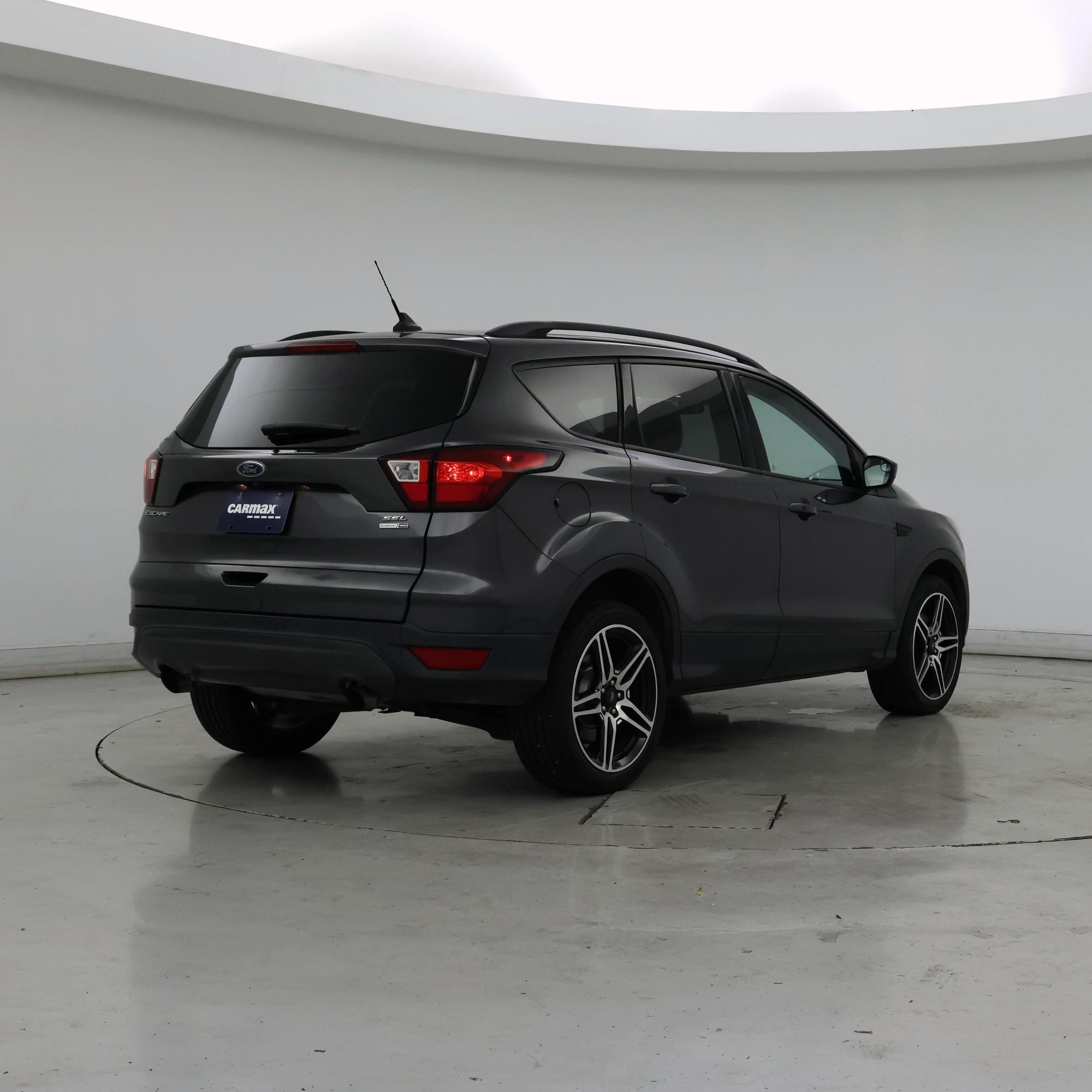 Thumbnail: 2019 Ford Escape - 8