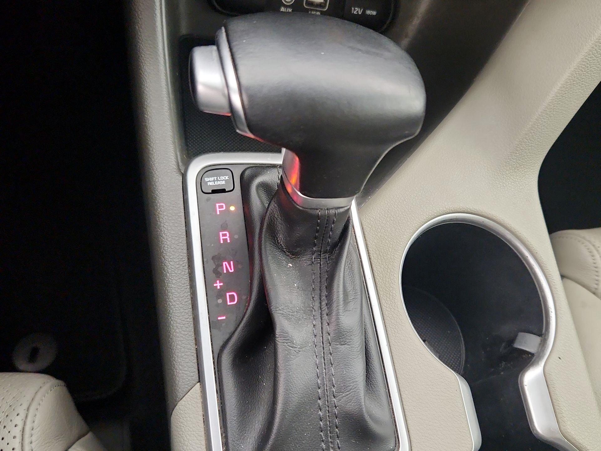 Thumbnail: 2017 Kia Sportage - 18