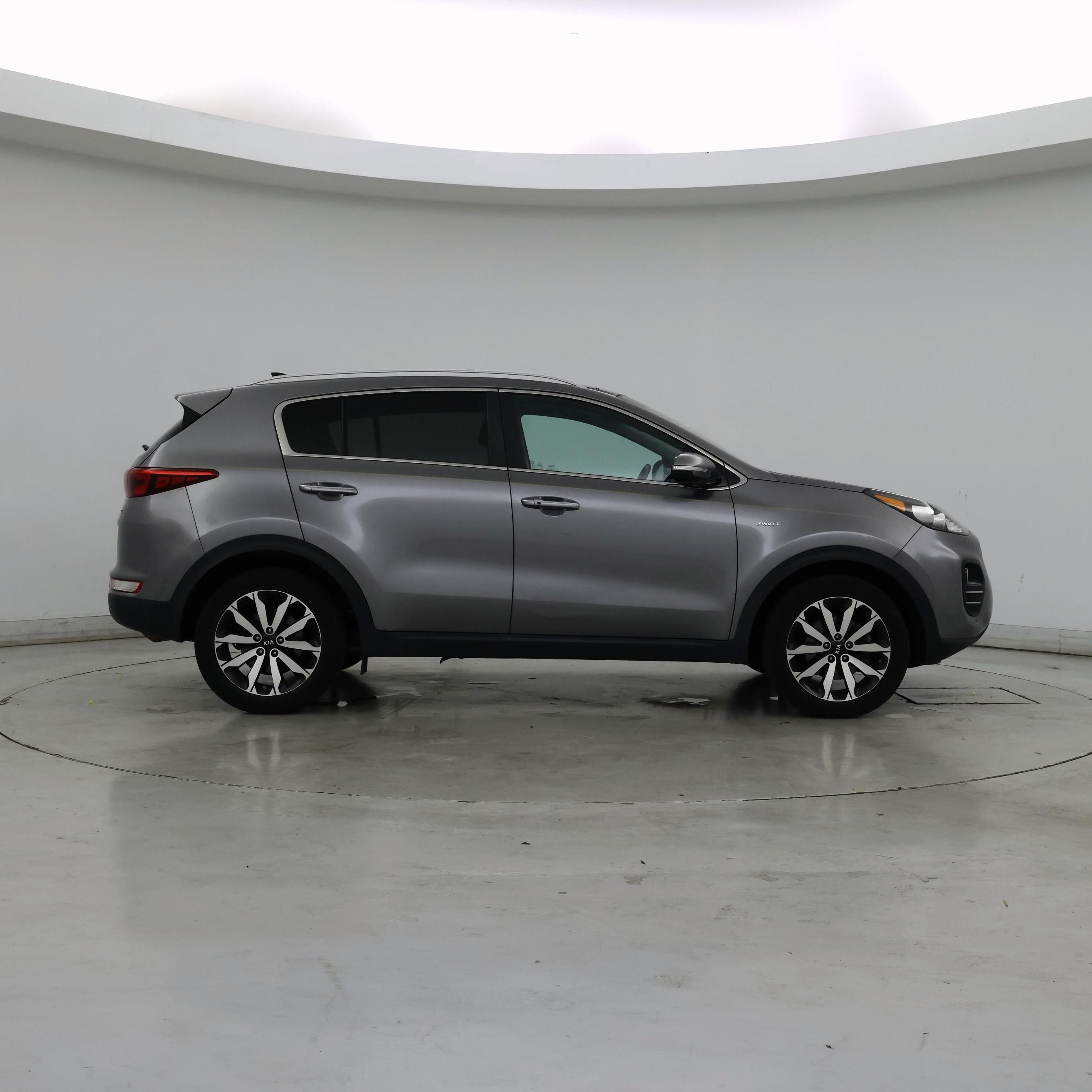 Thumbnail: 2017 Kia Sportage - 7