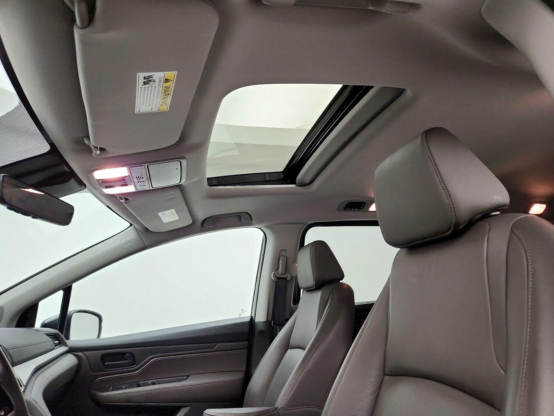Thumbnail: 2018 Honda Odyssey - 19