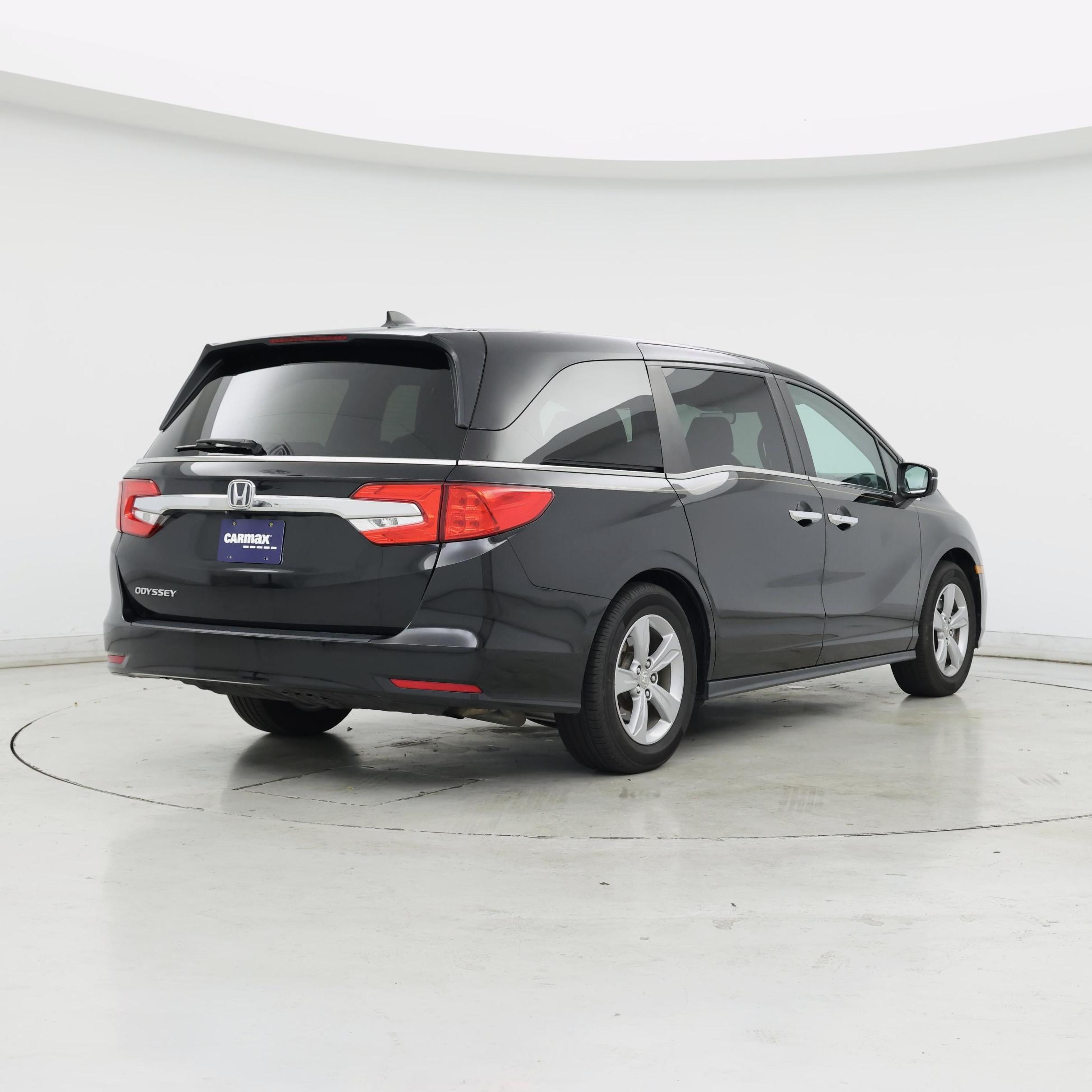 Thumbnail: 2018 Honda Odyssey - 8