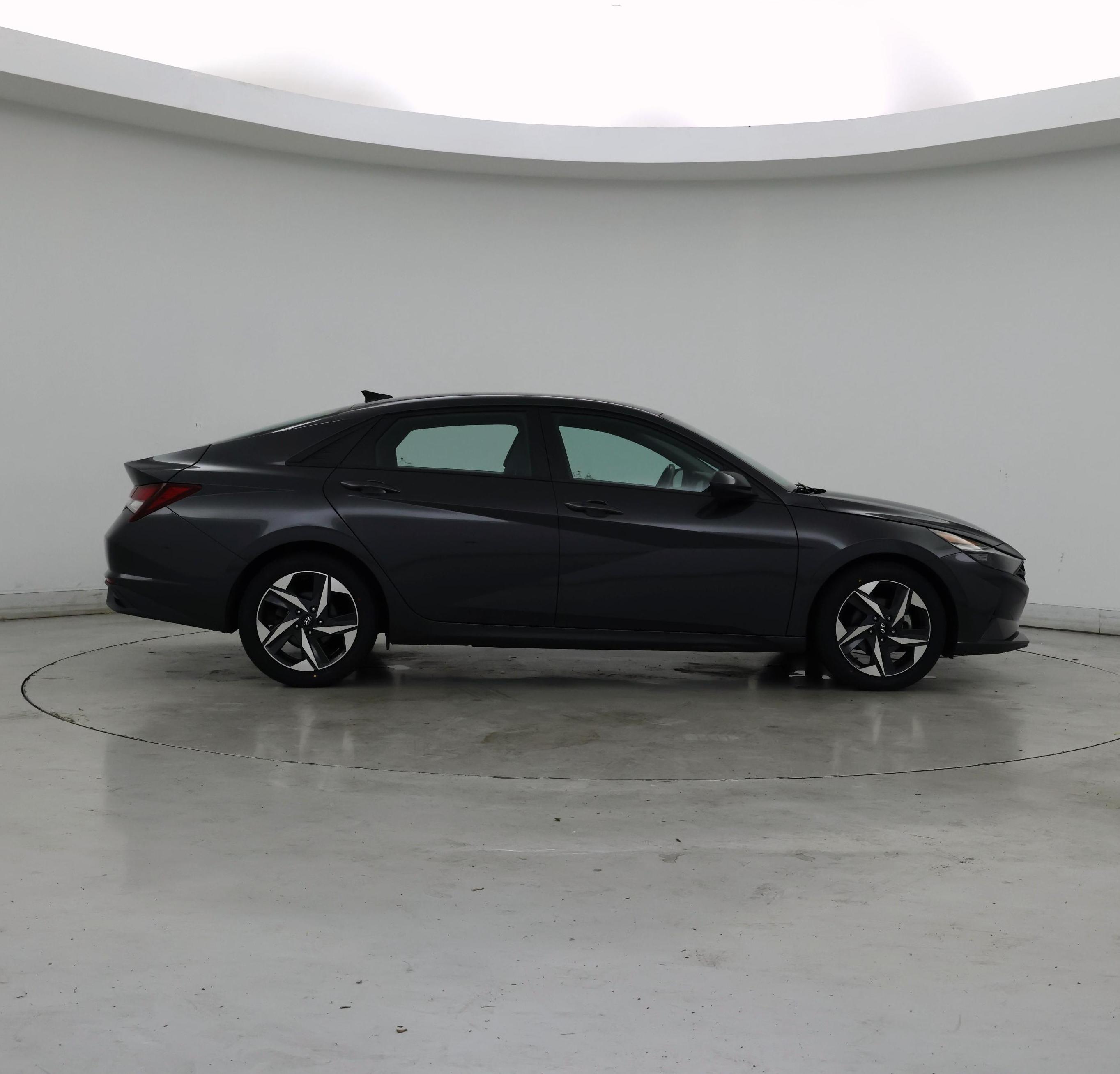Thumbnail: 2023 Hyundai Elantra - 7