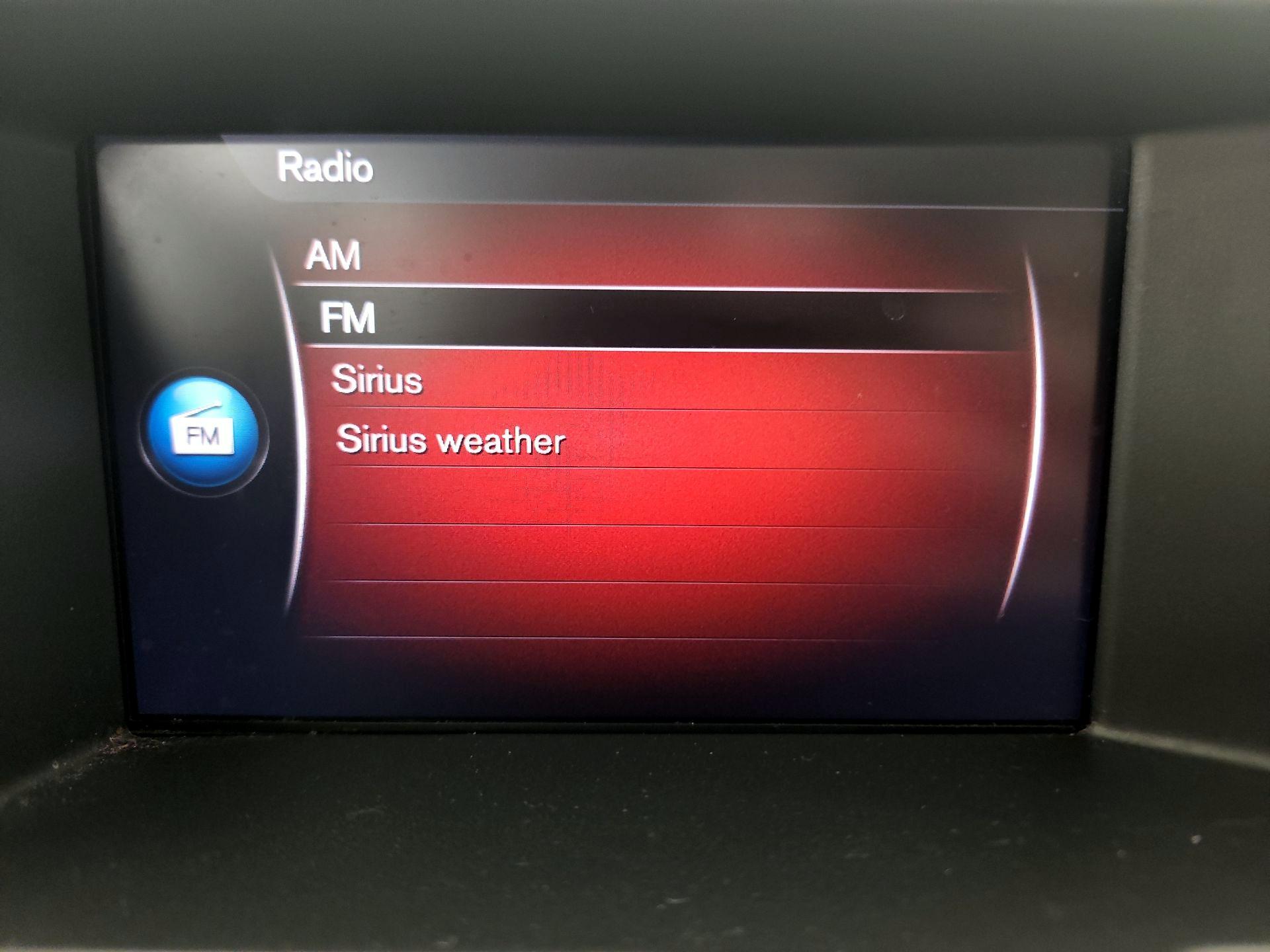 Thumbnail: 2017 Volvo XC60 - 16