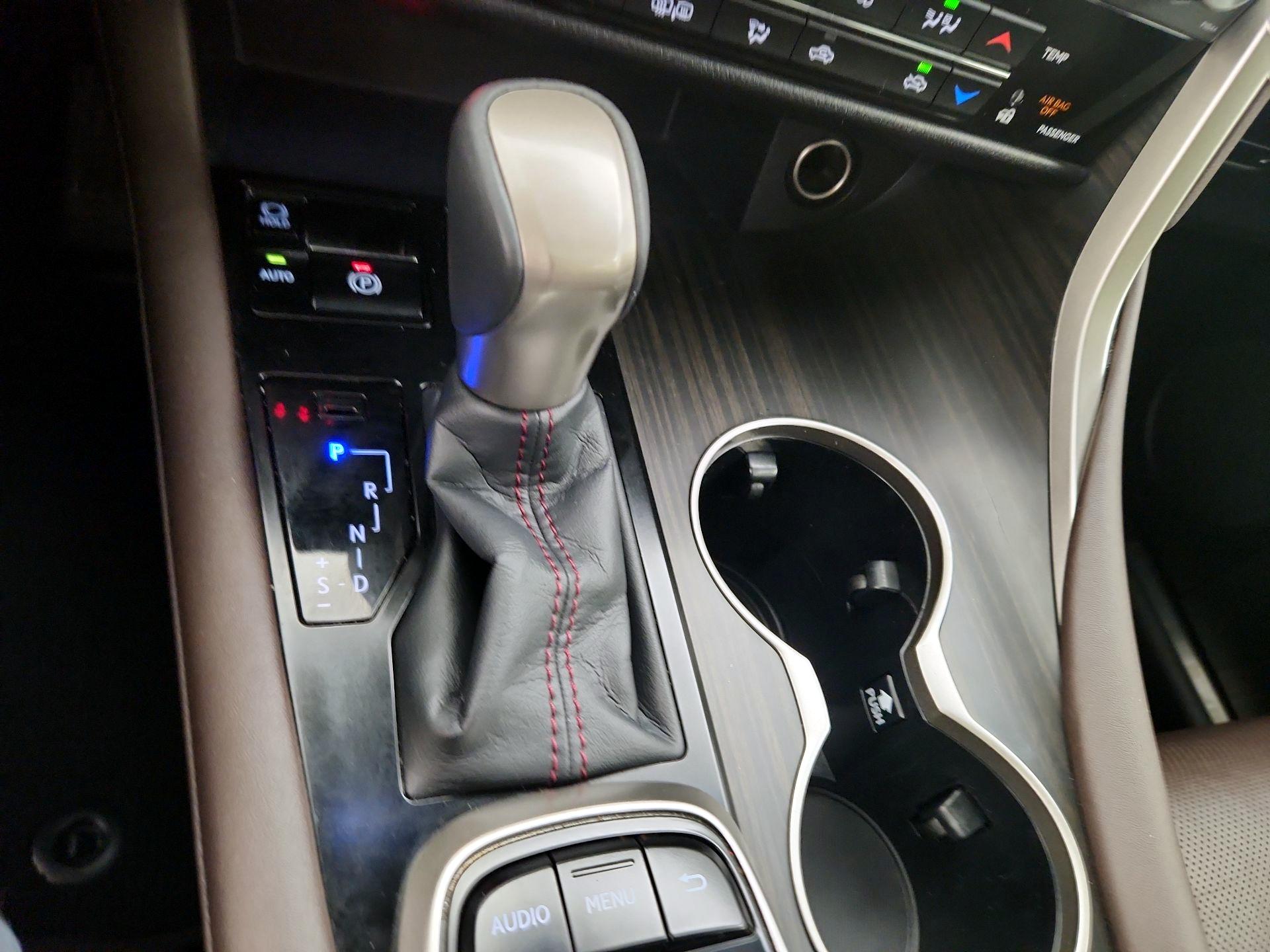 Thumbnail: 2017 Lexus RX - 18