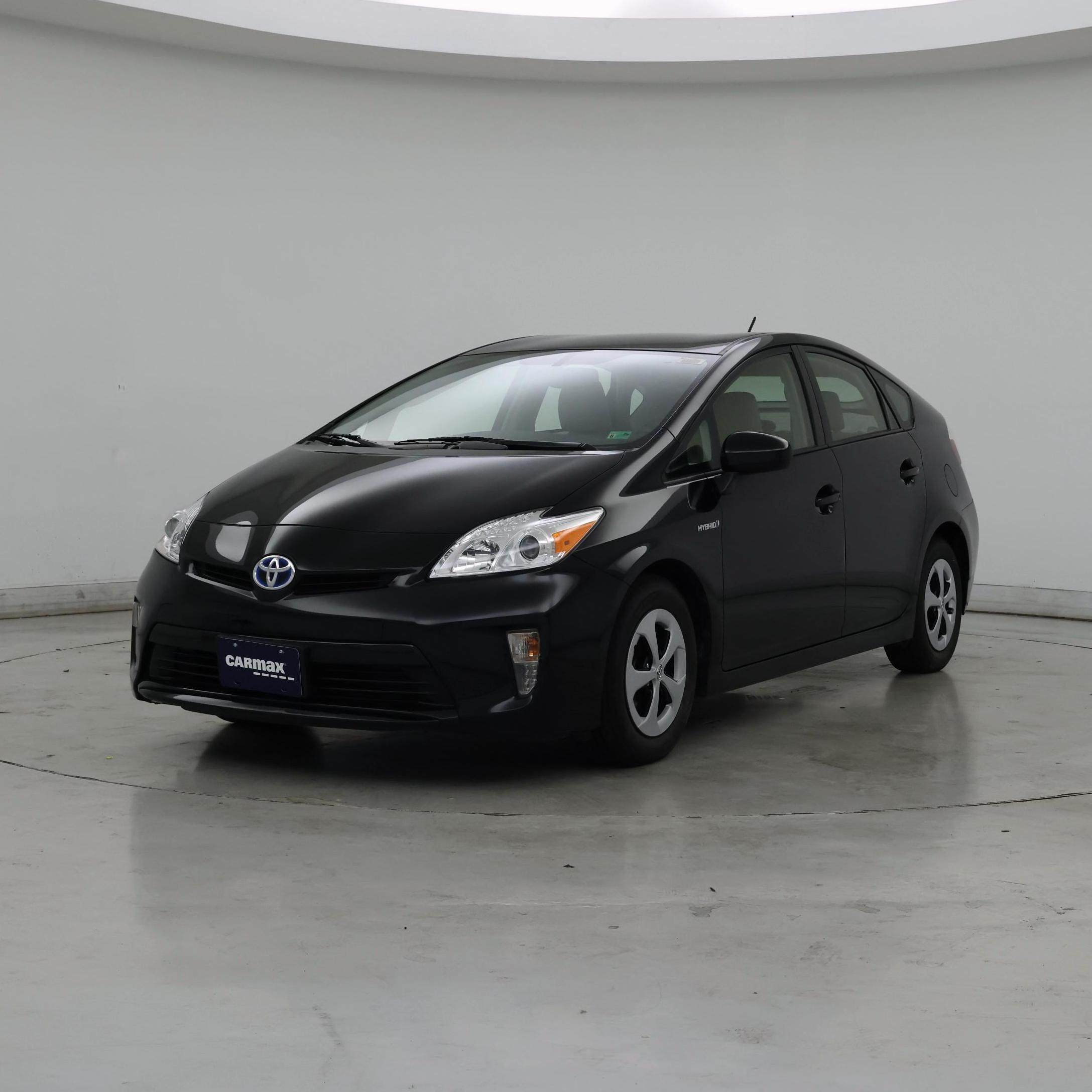 Thumbnail: 2015 Toyota Prius - 4