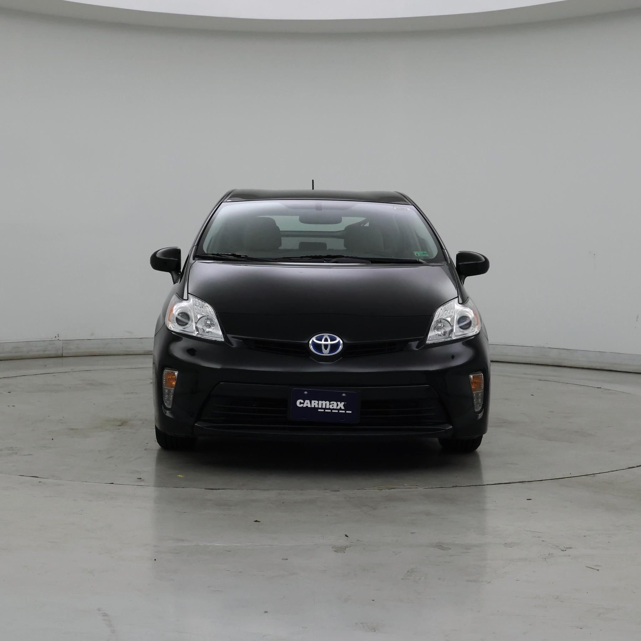 Thumbnail: 2015 Toyota Prius - 5