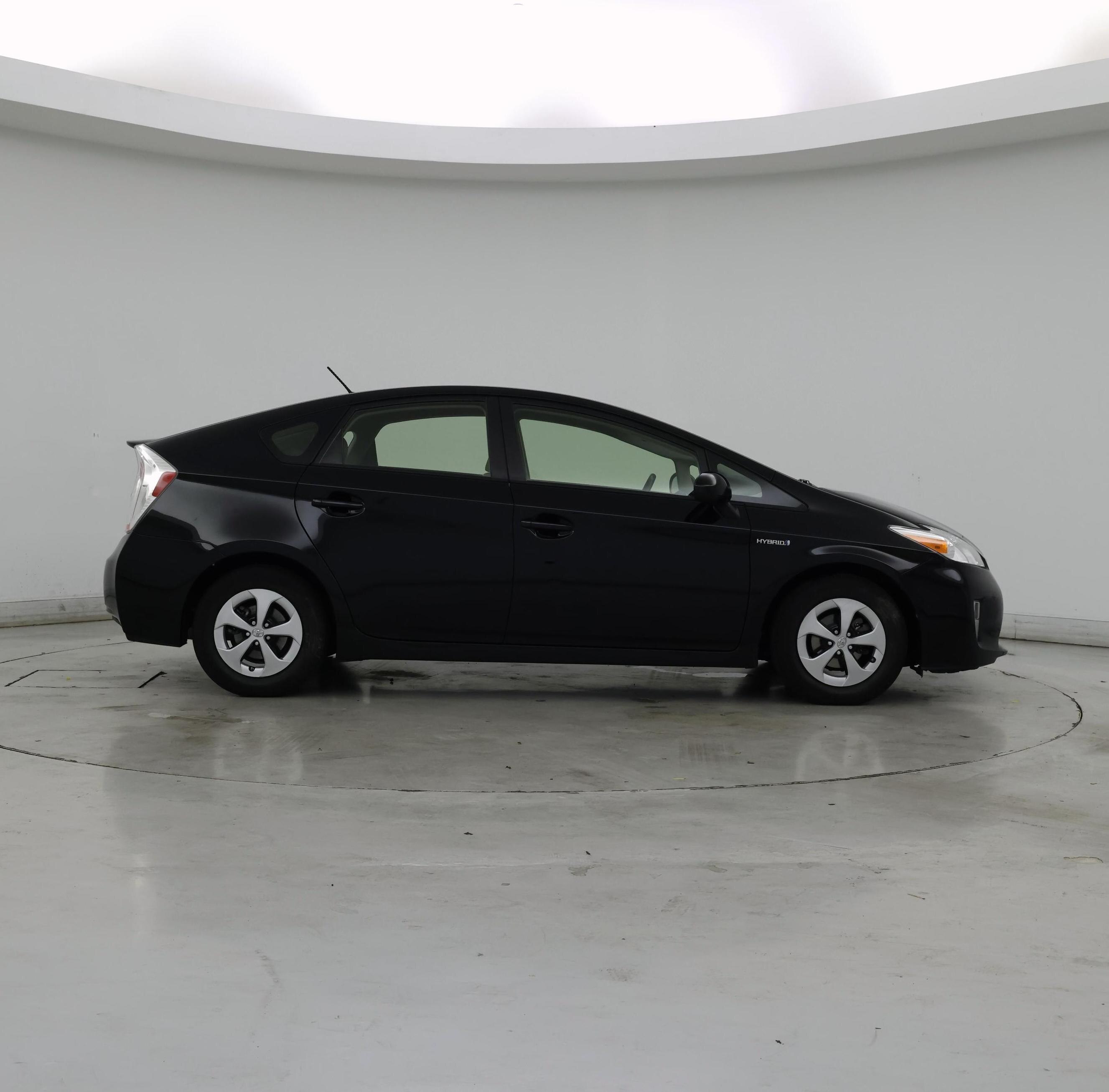 Thumbnail: 2015 Toyota Prius - 7