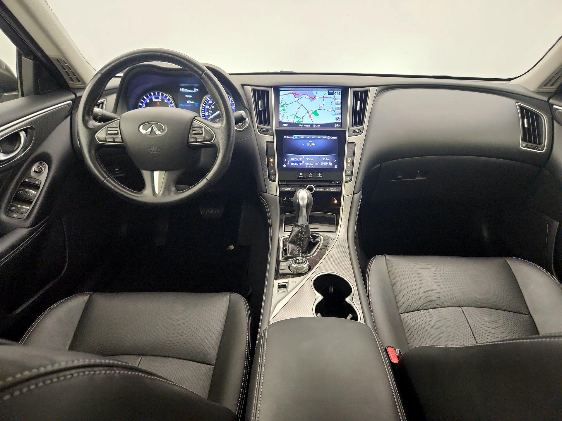 Thumbnail: 2015 INFINITI Q50 - 9