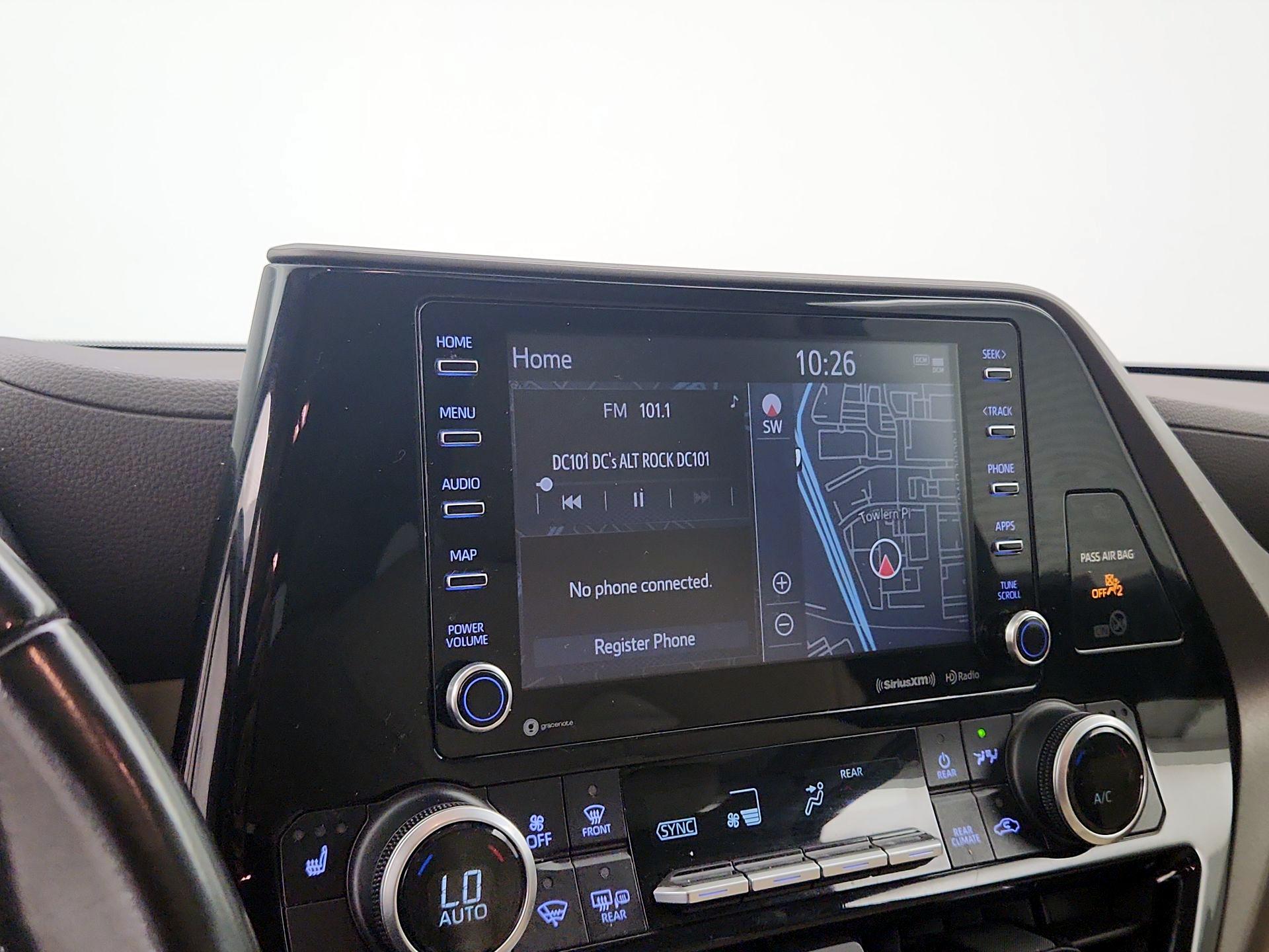Thumbnail: 2021 Toyota Highlander - 16