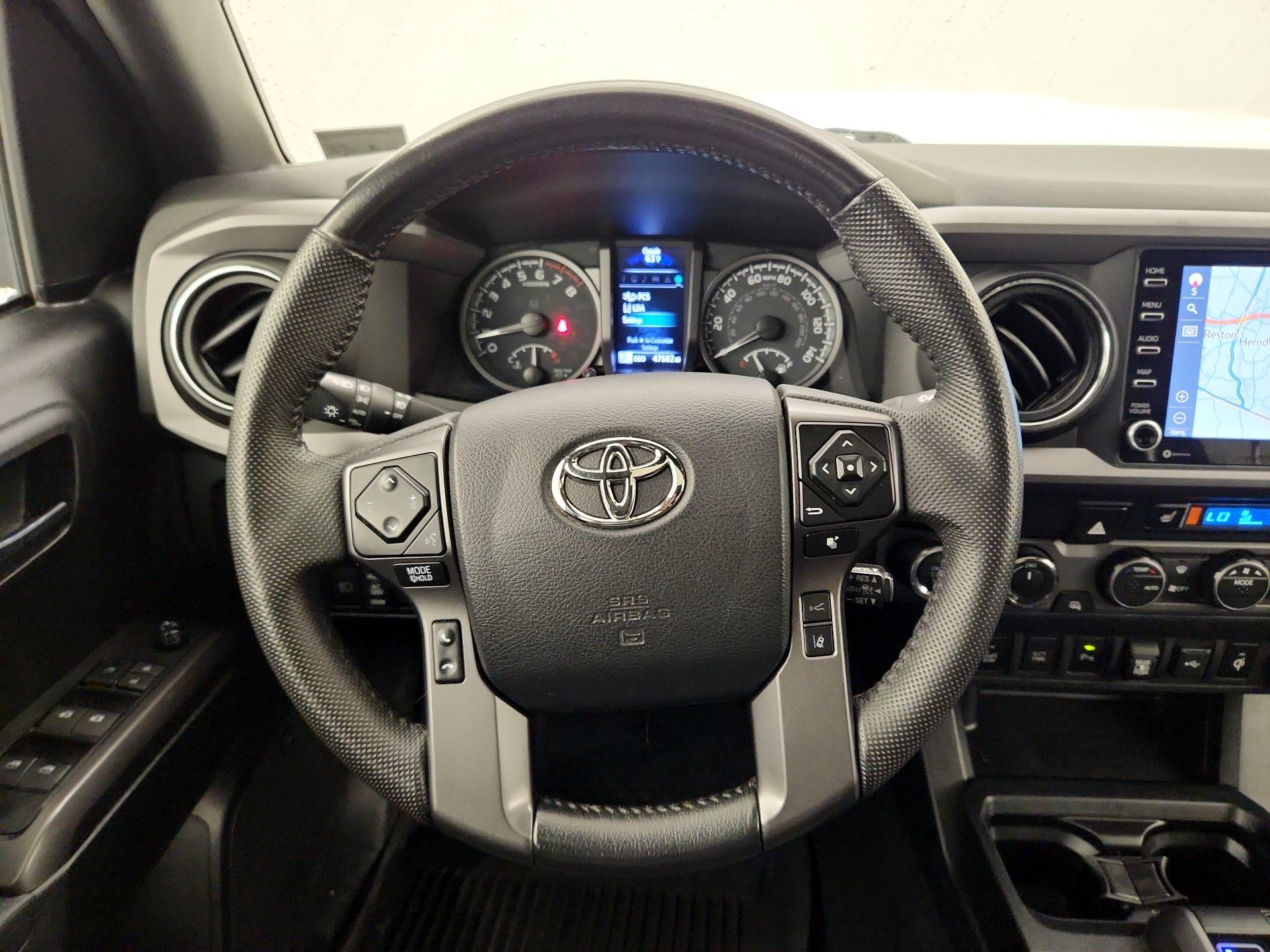 Thumbnail: 2022 Toyota Tacoma - 10