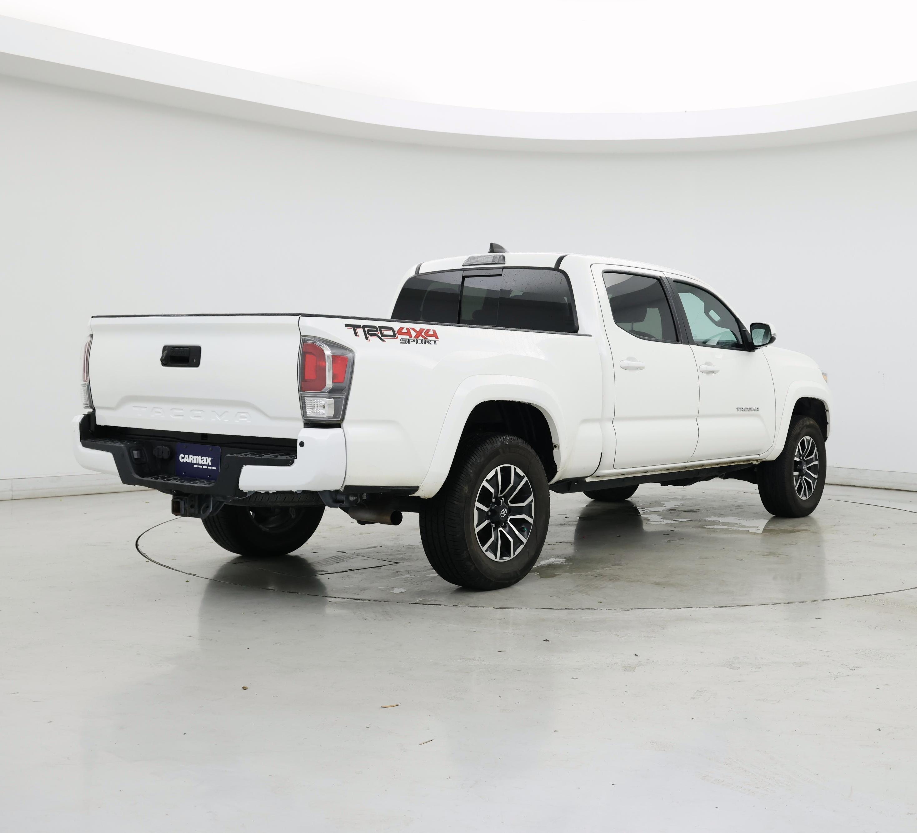 Thumbnail: 2022 Toyota Tacoma - 8