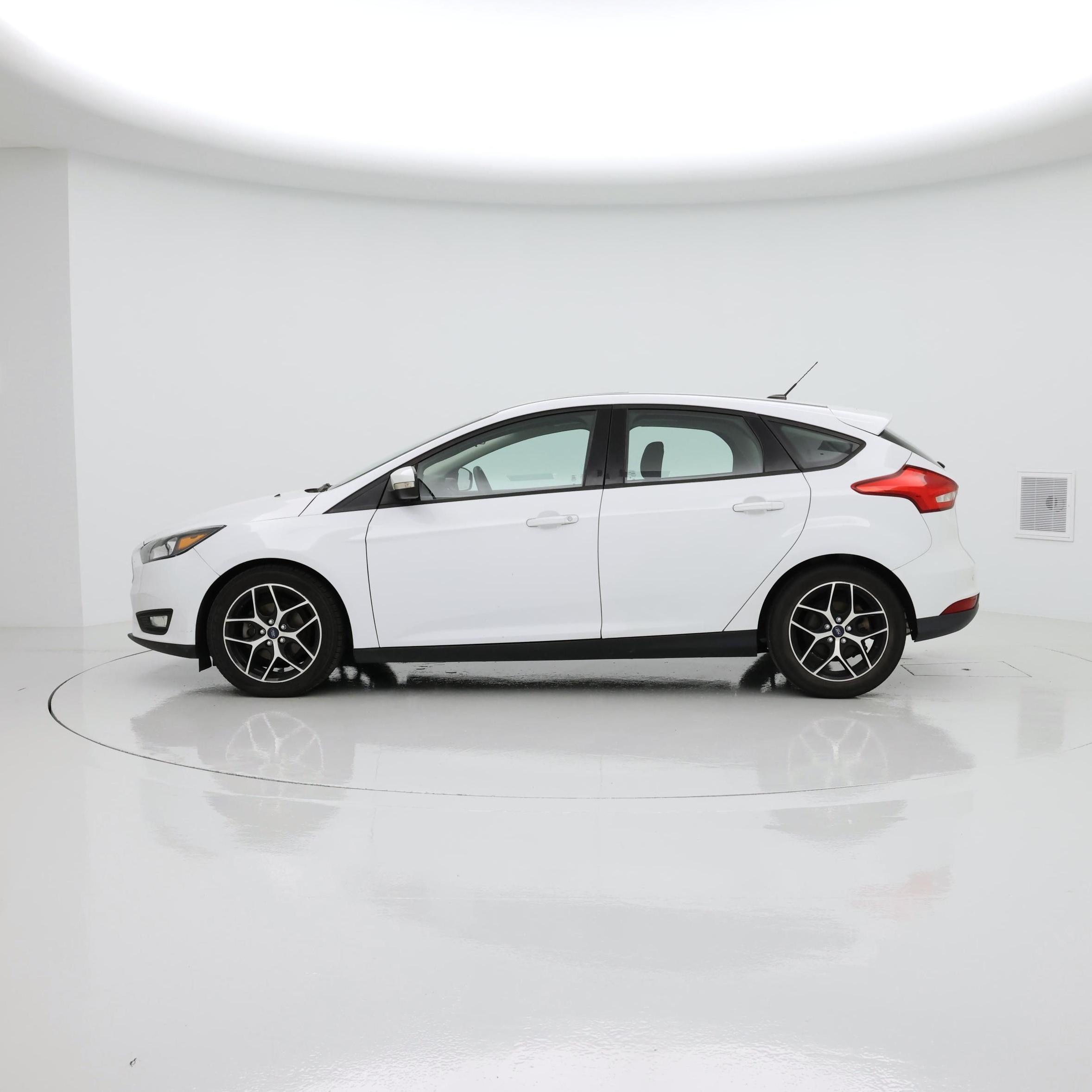 Thumbnail: 2018 Ford Focus - 3