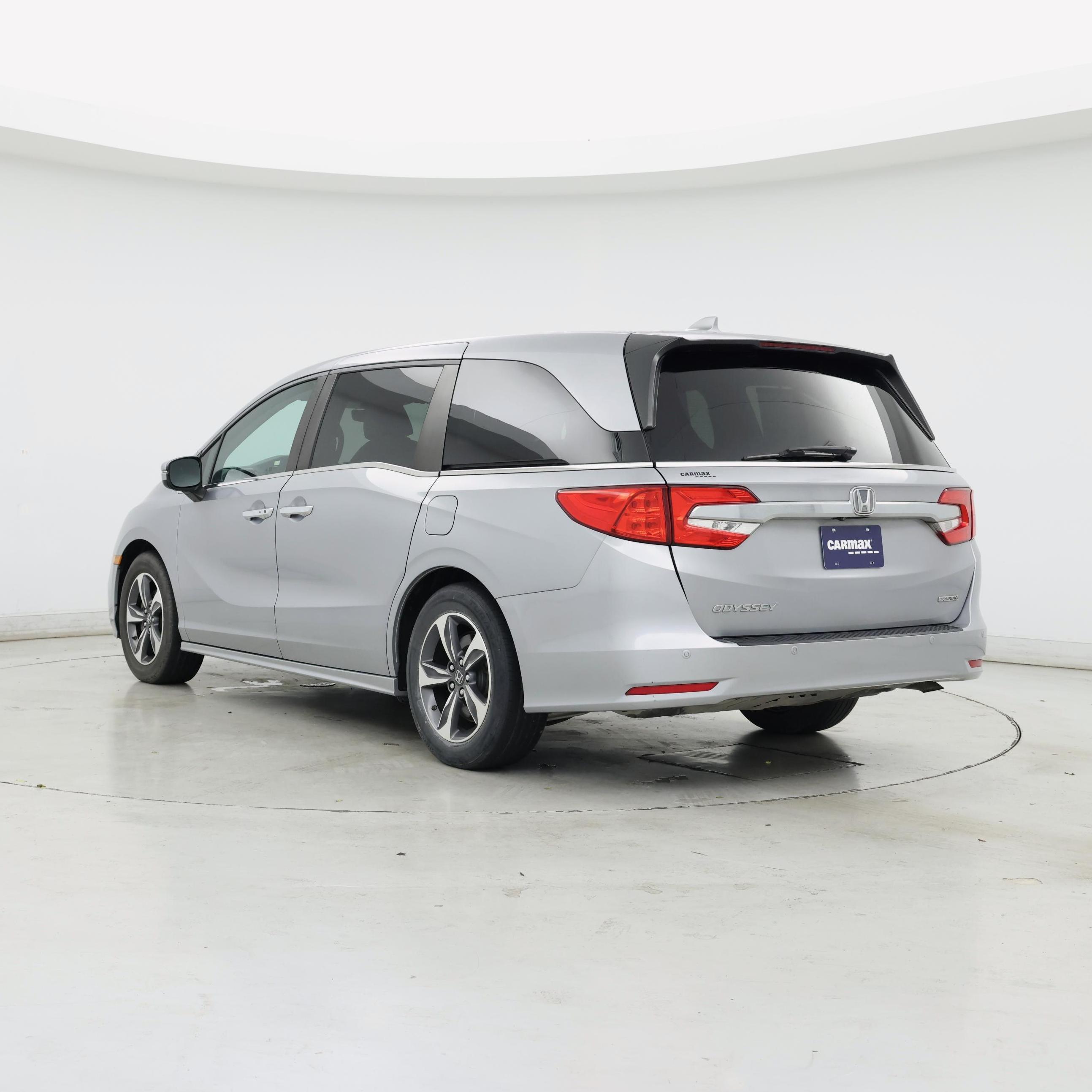 Thumbnail: 2018 Honda Odyssey - 2