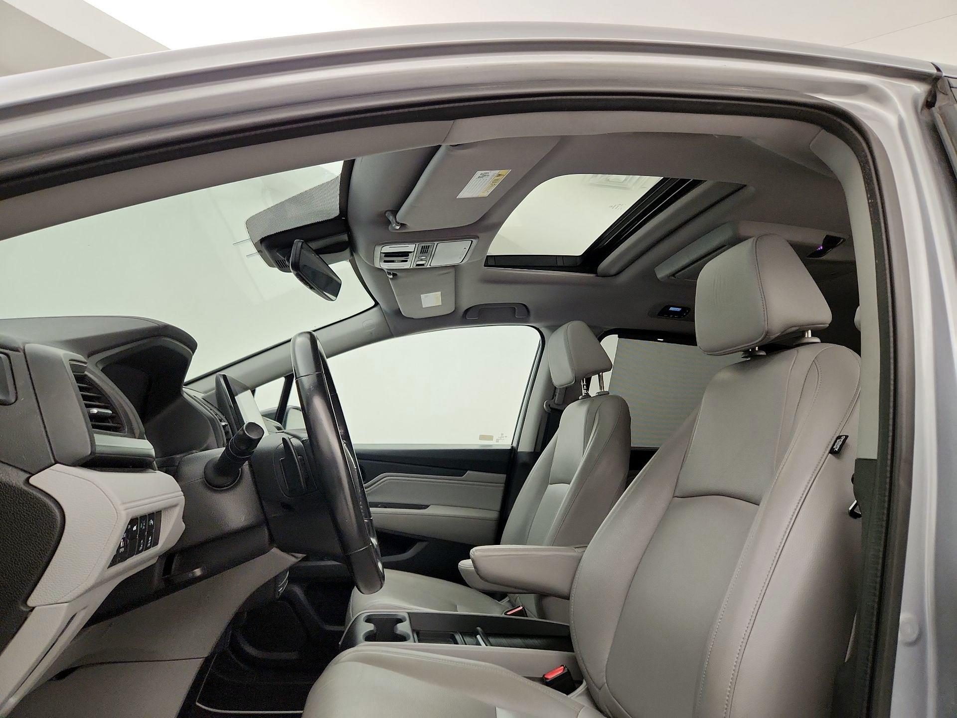 Thumbnail: 2018 Honda Odyssey - 20