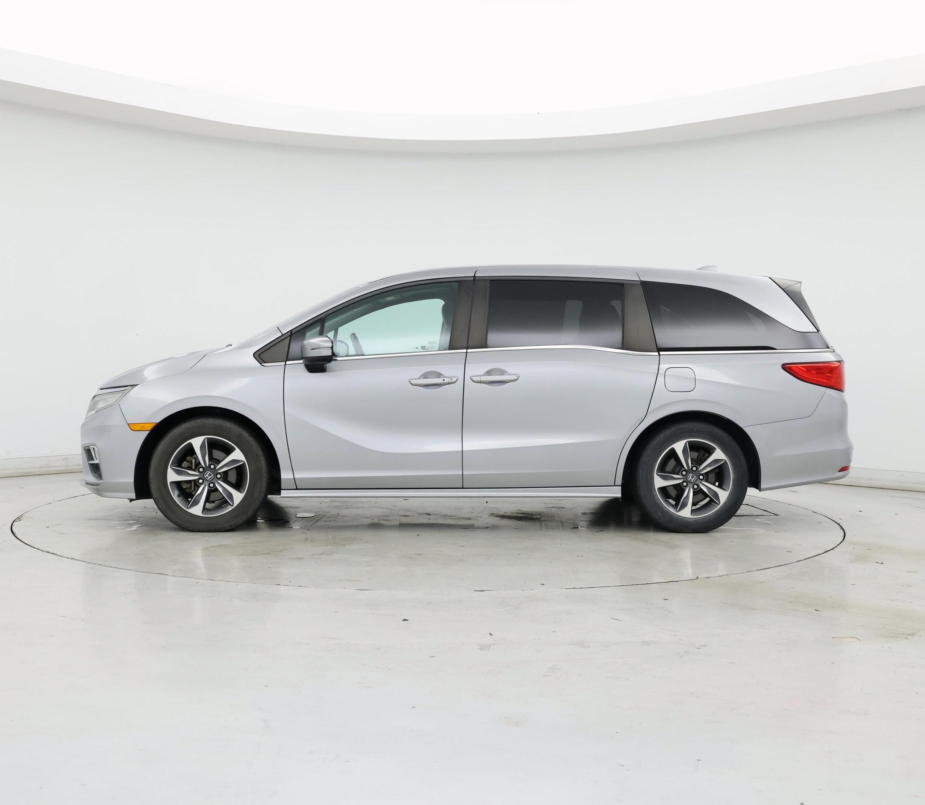Thumbnail: 2018 Honda Odyssey - 3