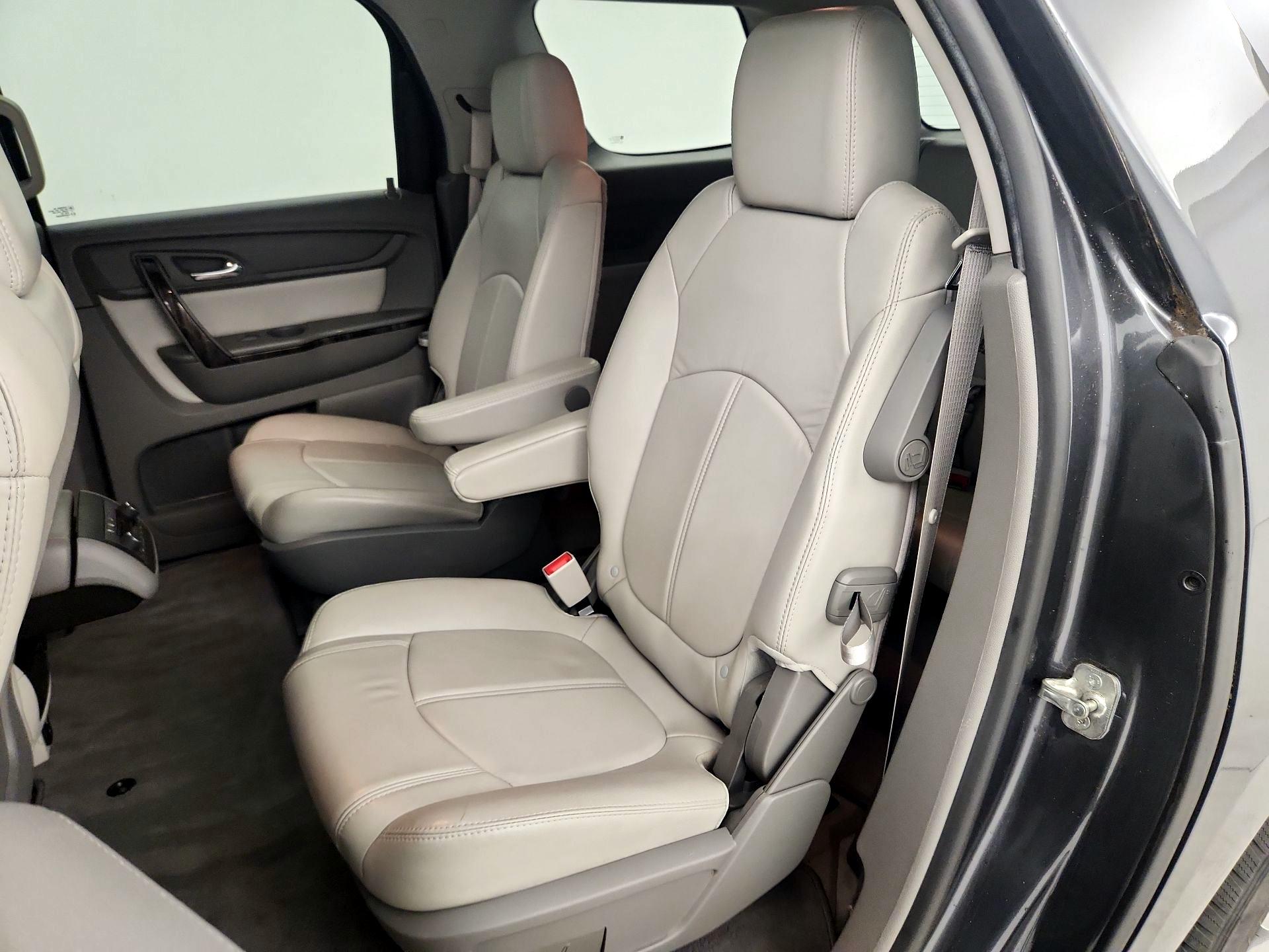 Thumbnail: 2014 GMC Acadia - 20