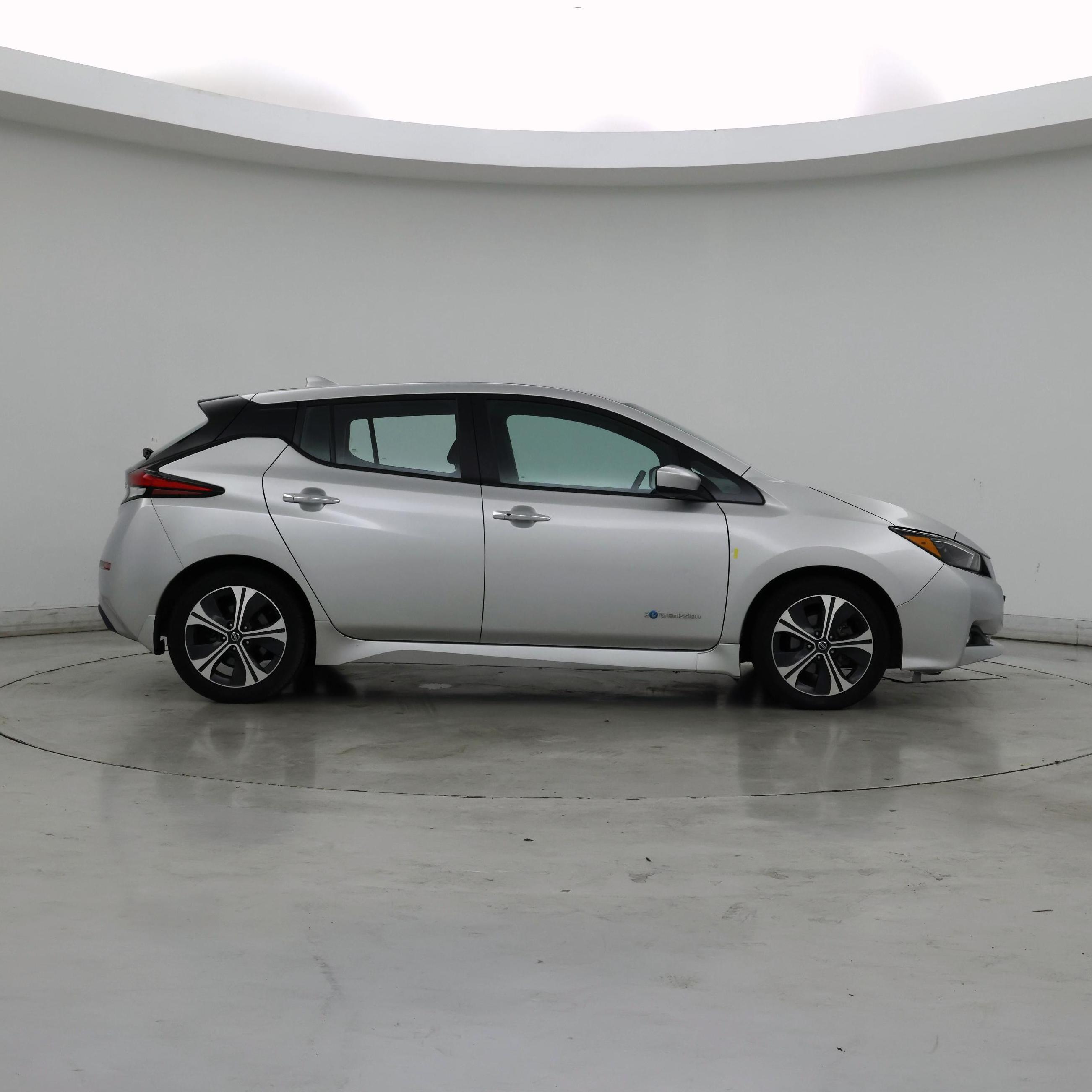 Thumbnail: 2019 Nissan Leaf - 7