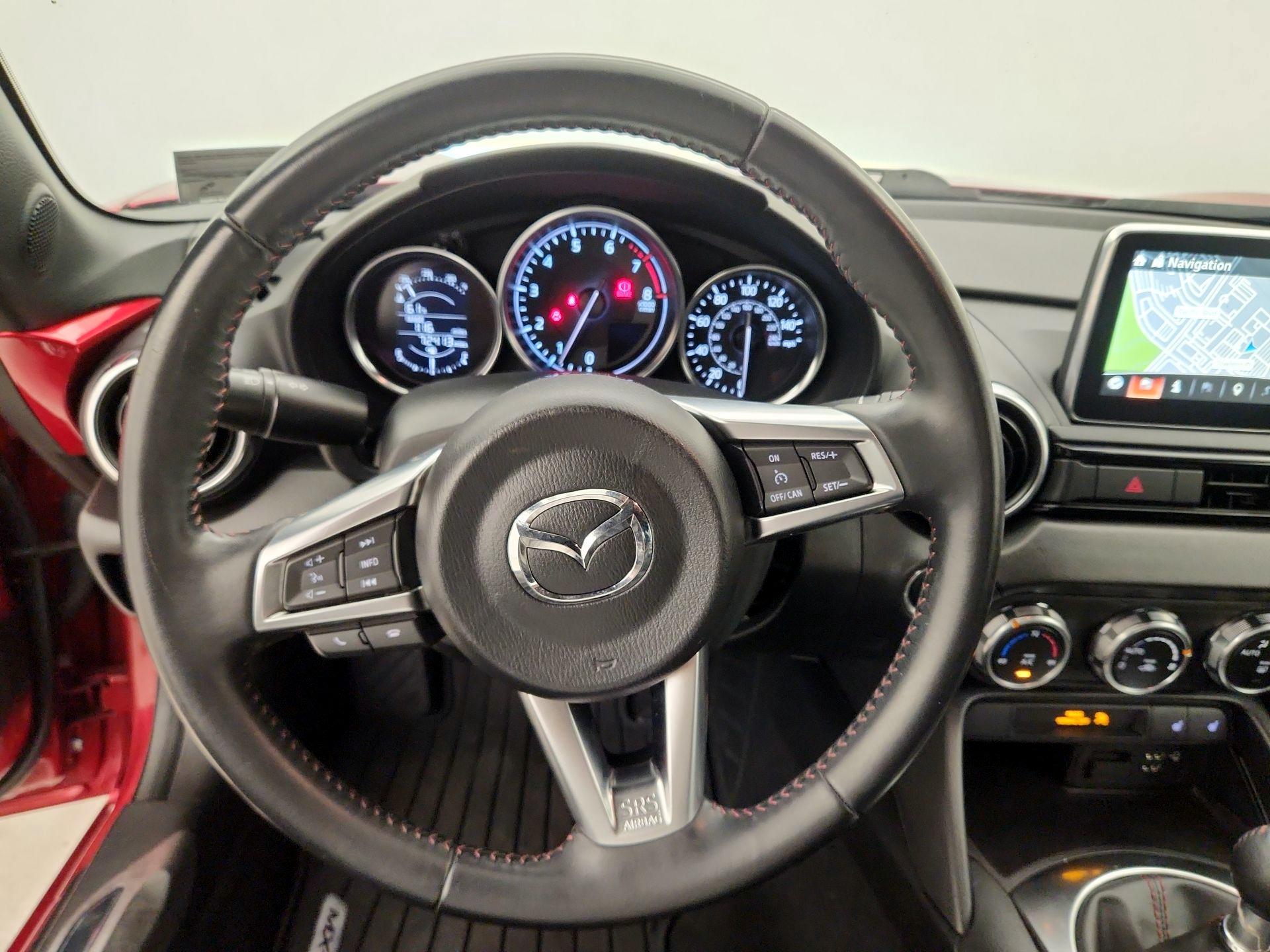 Thumbnail: 2017 Mazda MX-5 Miata - 10