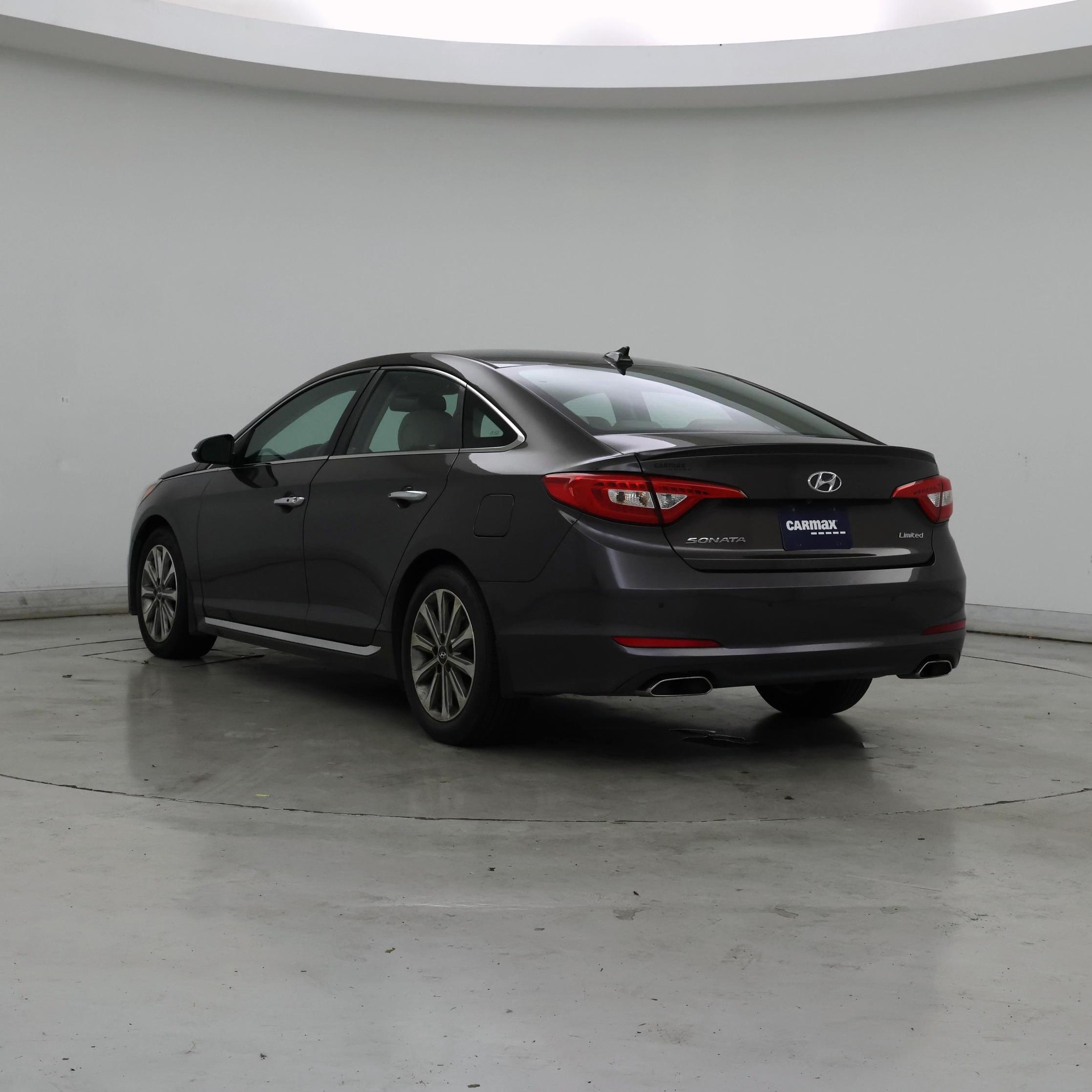 Thumbnail: 2017 Hyundai Sonata - 2