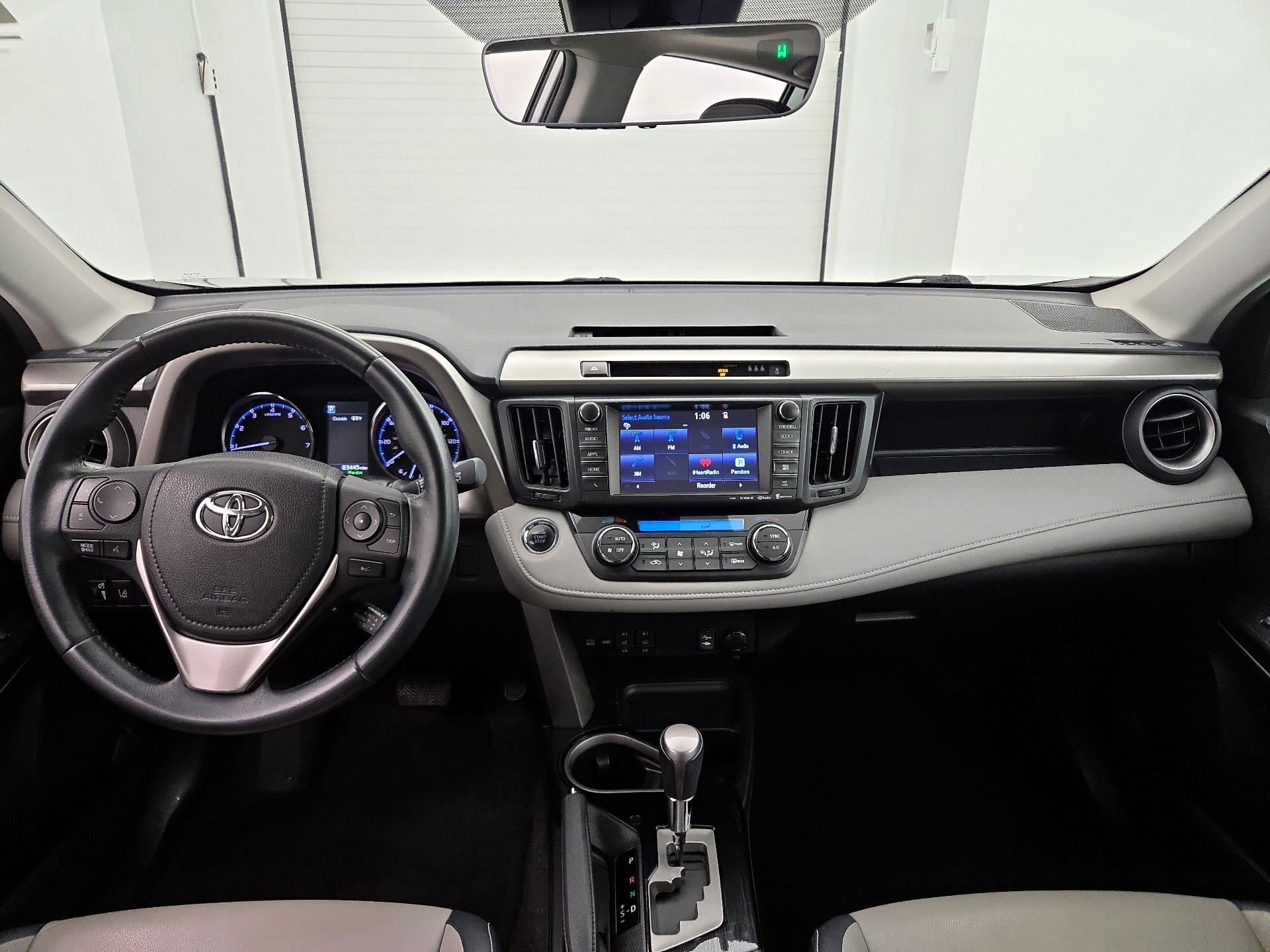 Thumbnail: 2017 Toyota RAV4 - 9