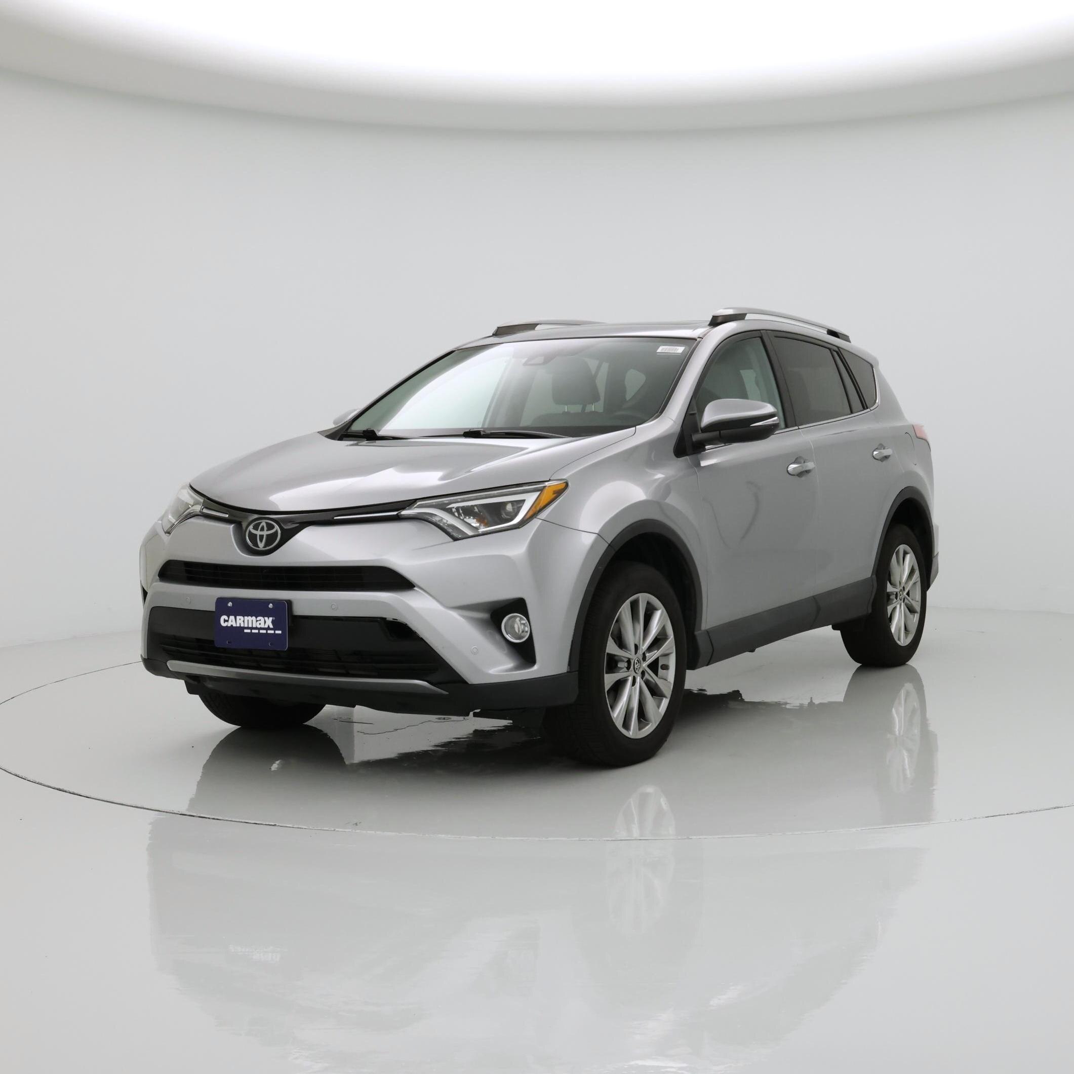Thumbnail: 2017 Toyota RAV4 - 4