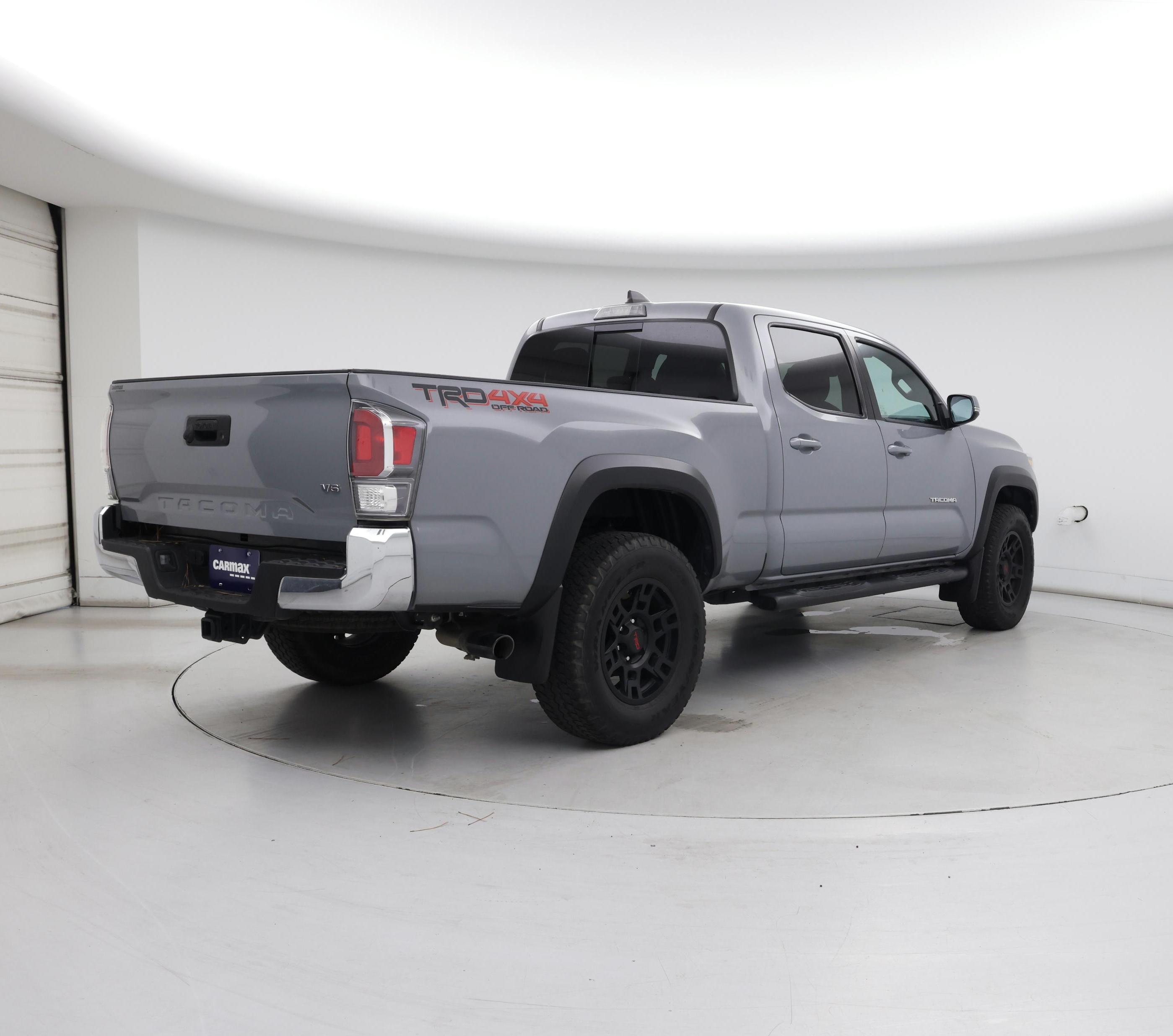 Thumbnail: 2020 Toyota Tacoma - 8