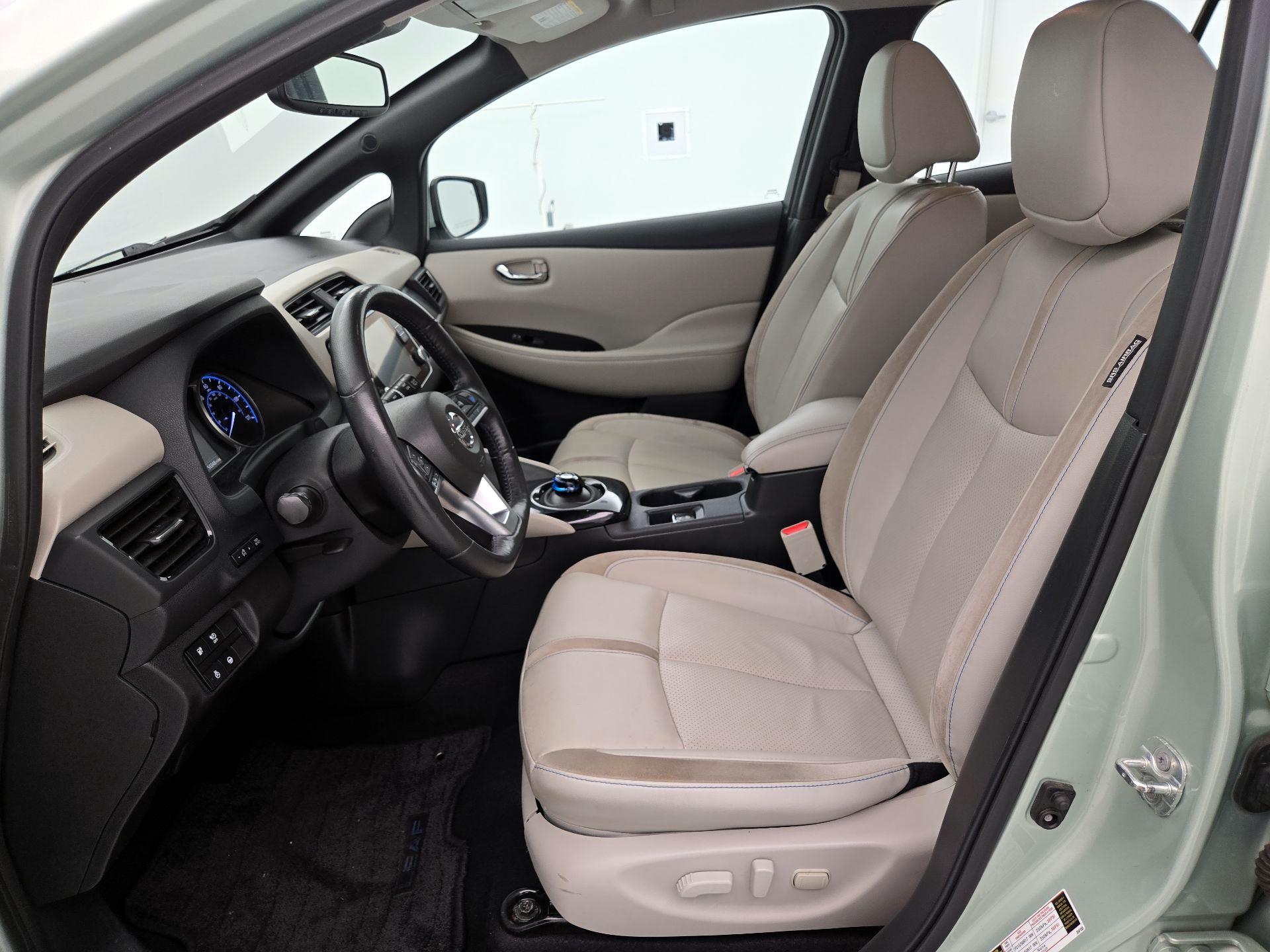 Thumbnail: 2019 Nissan Leaf - 11