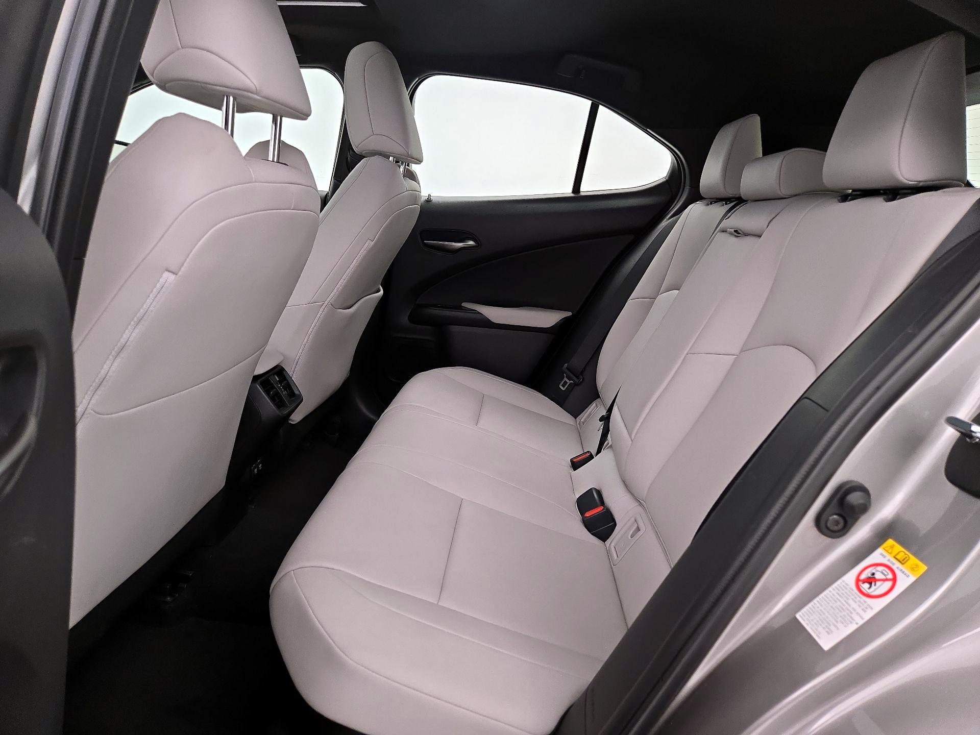 Thumbnail: 2019 Lexus UX - 20