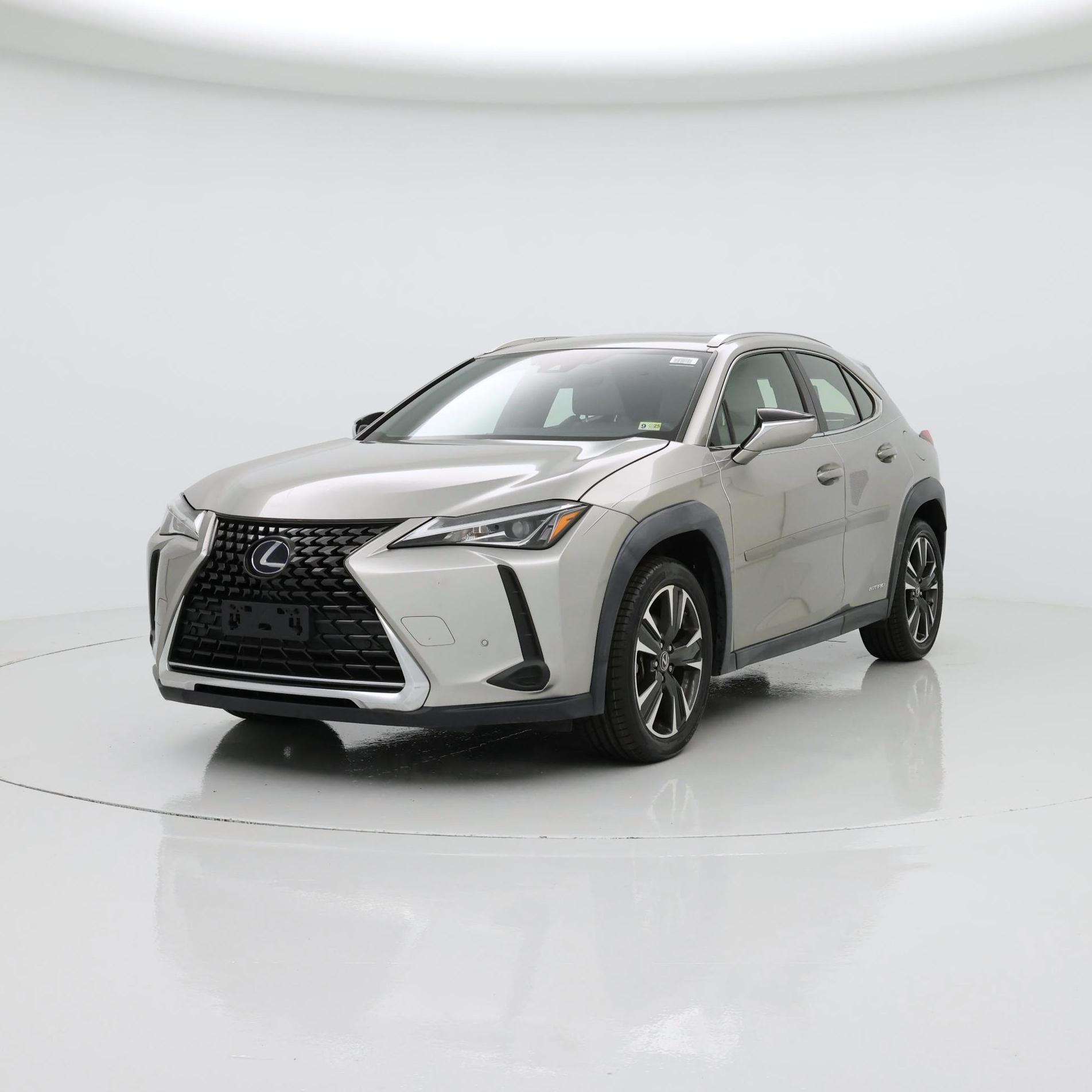 Thumbnail: 2019 Lexus UX - 4
