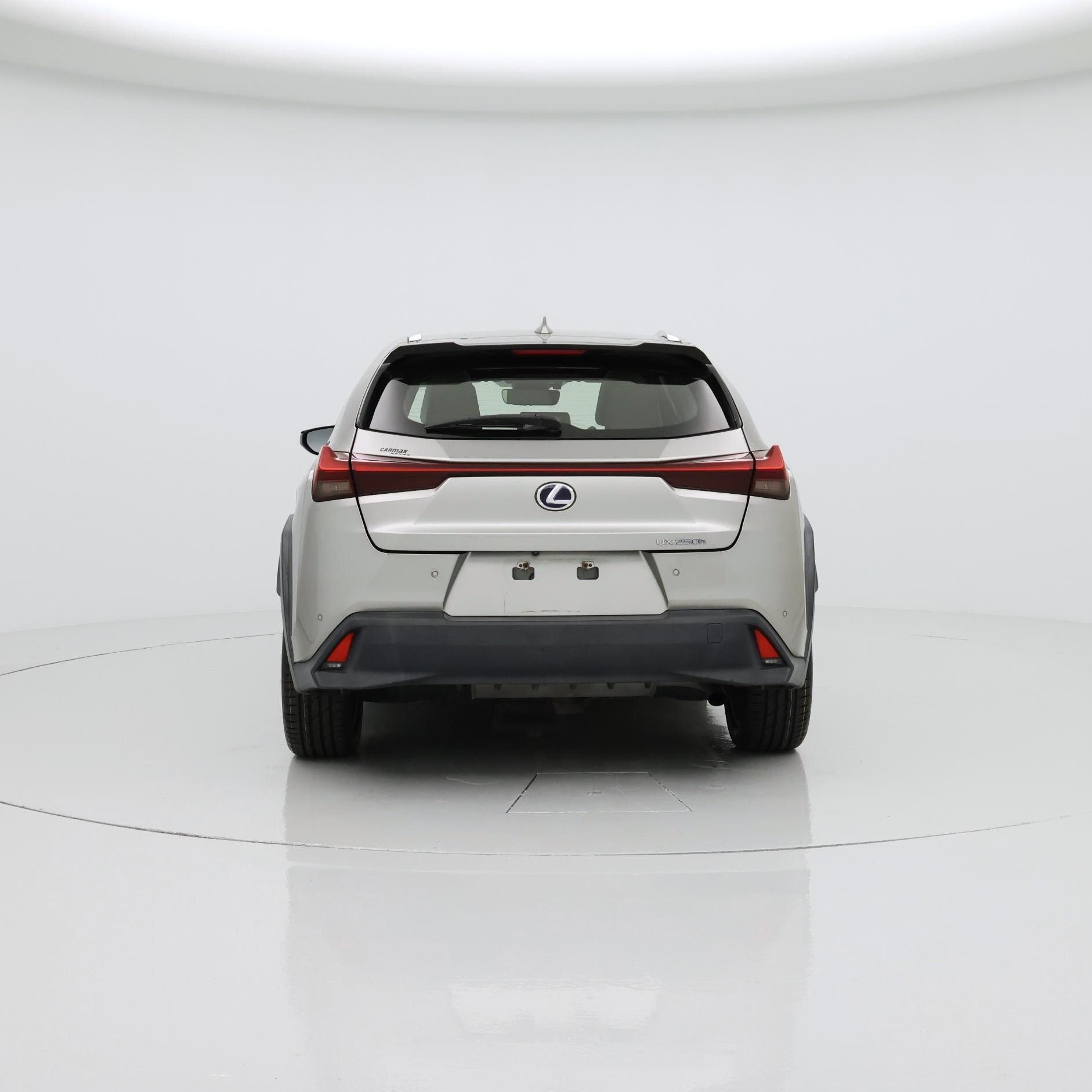 Thumbnail: 2019 Lexus UX - 6