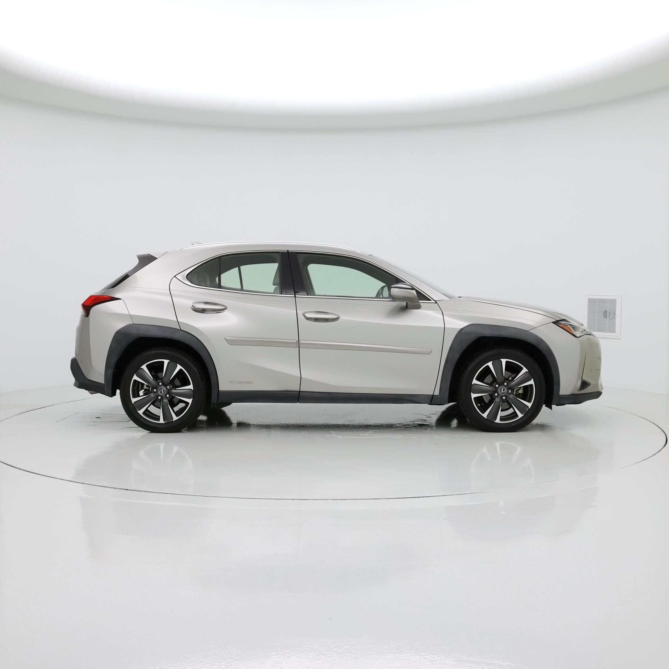 Thumbnail: 2019 Lexus UX - 7