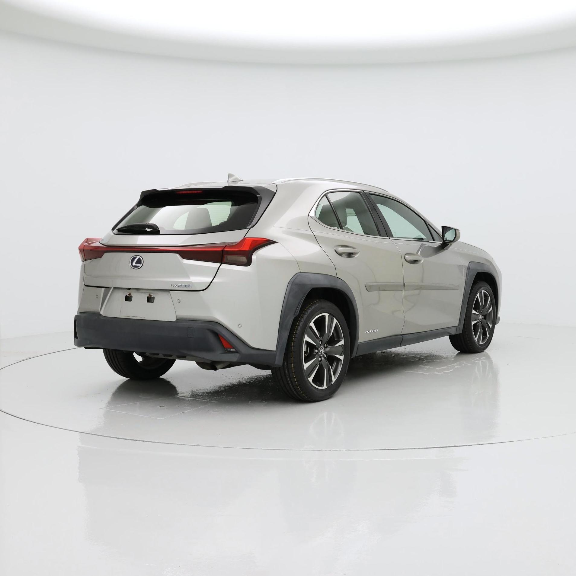 Thumbnail: 2019 Lexus UX - 8