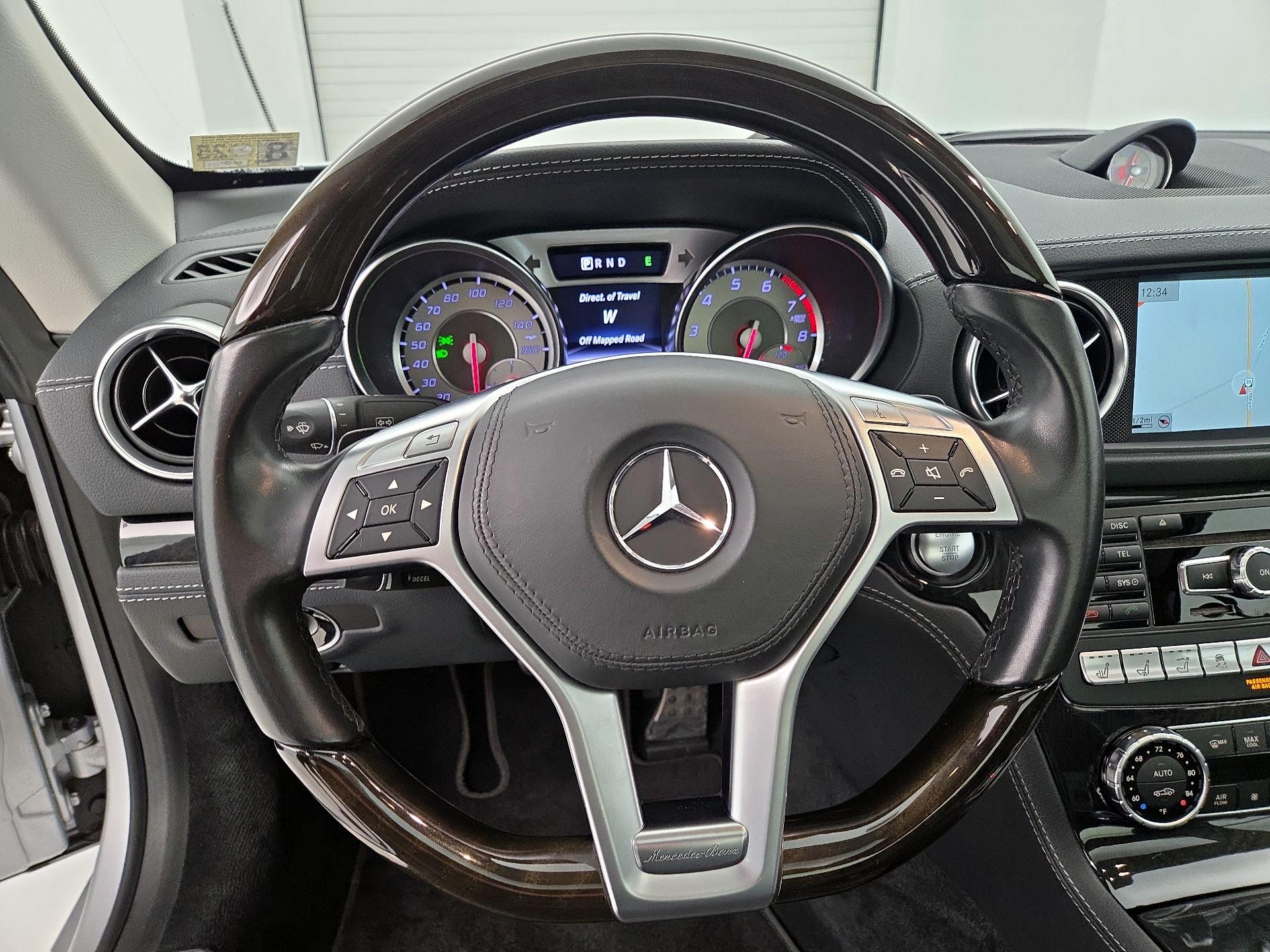 Thumbnail: 2016 Mercedes-Benz SL-Class - 10