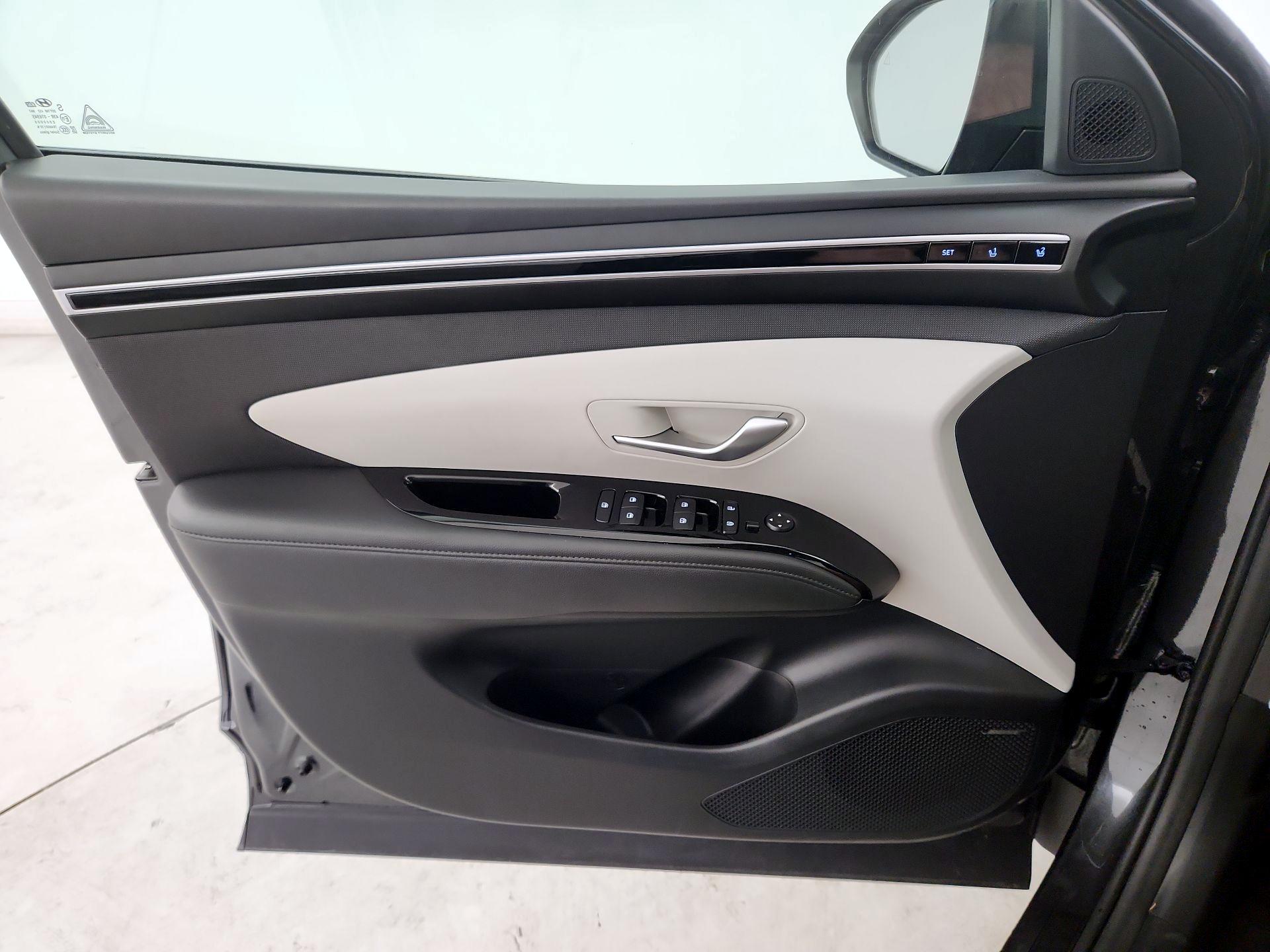 Thumbnail: 2023 Hyundai Tucson - 12