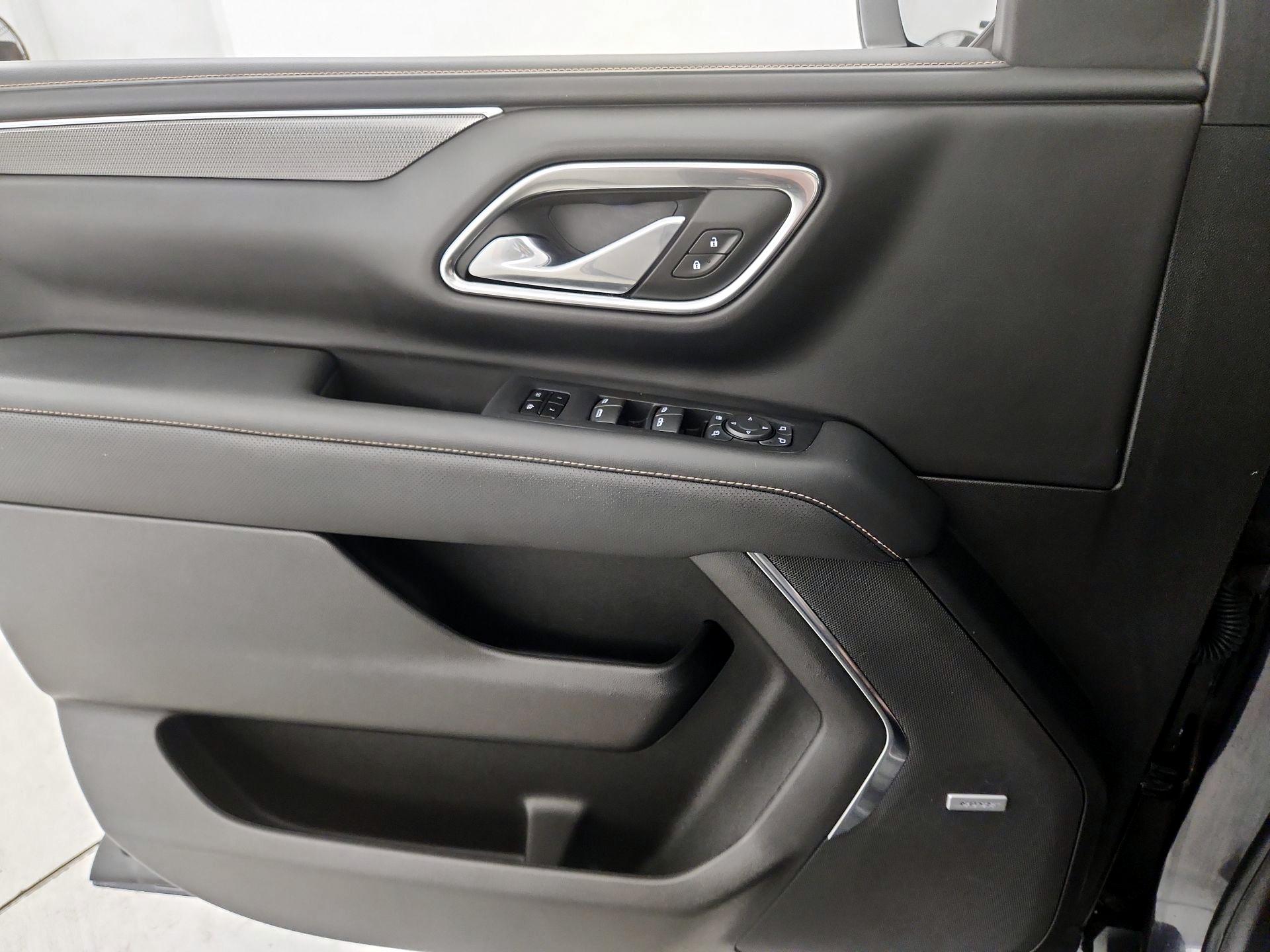 Thumbnail: 2024 GMC Yukon XL - 12