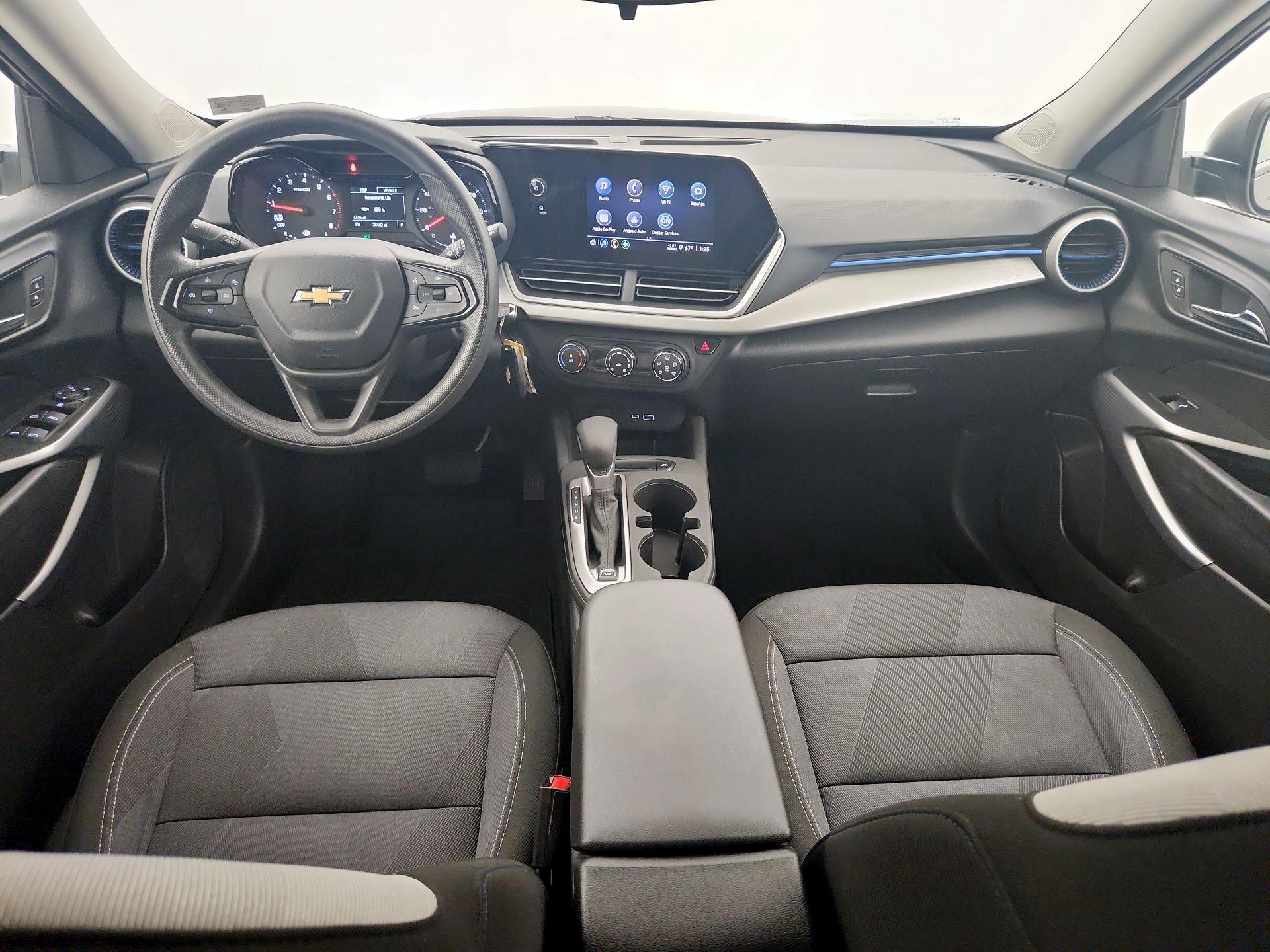 Thumbnail: 2024 Chevrolet Trax - 9